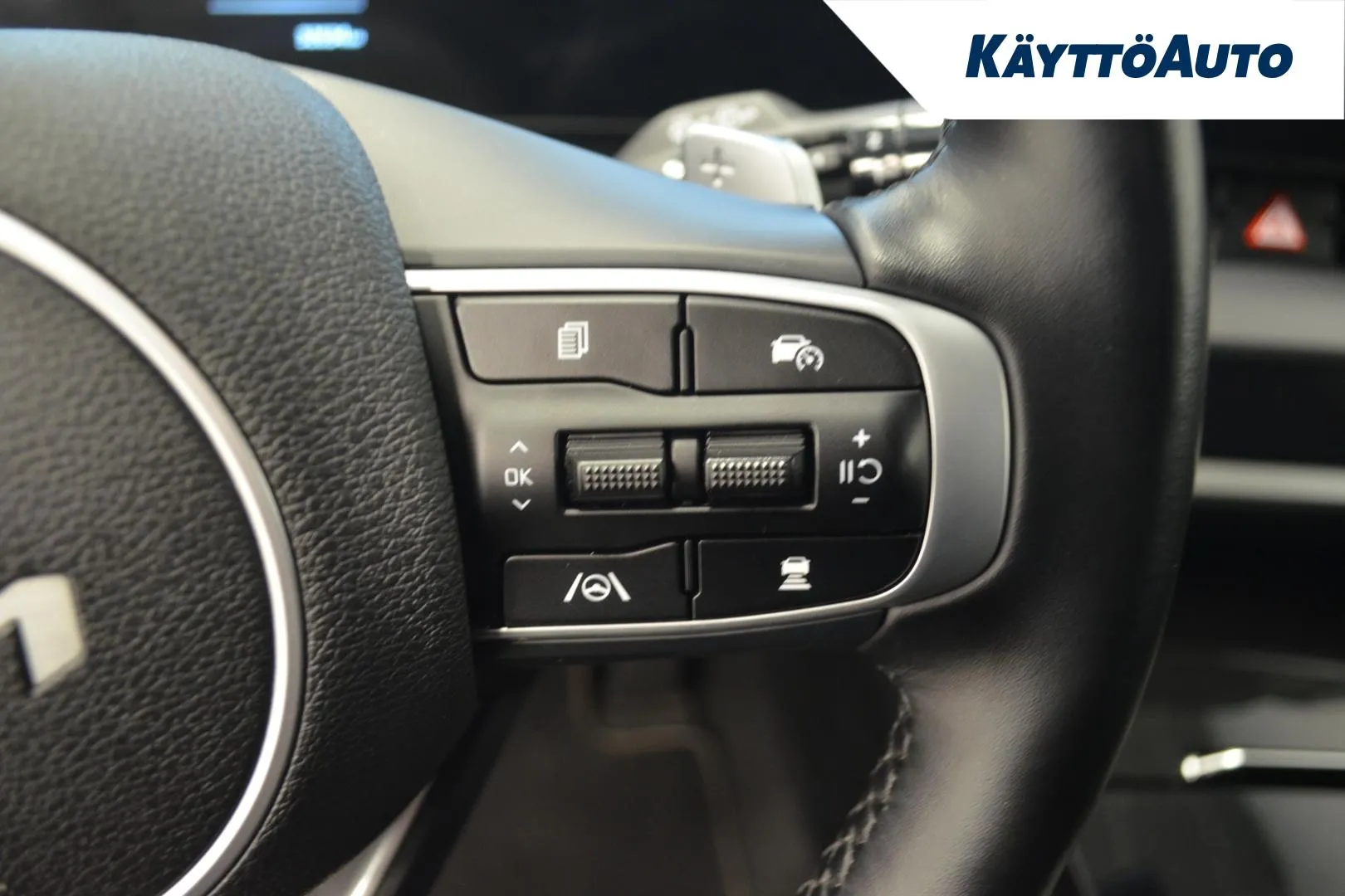 KIA Sportage ZOL-299 carousel image