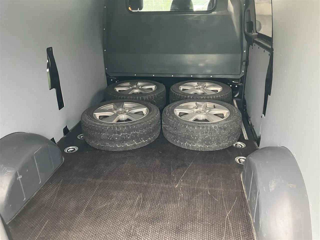 Mercedes-Benz Vito ETA-896 carousel image