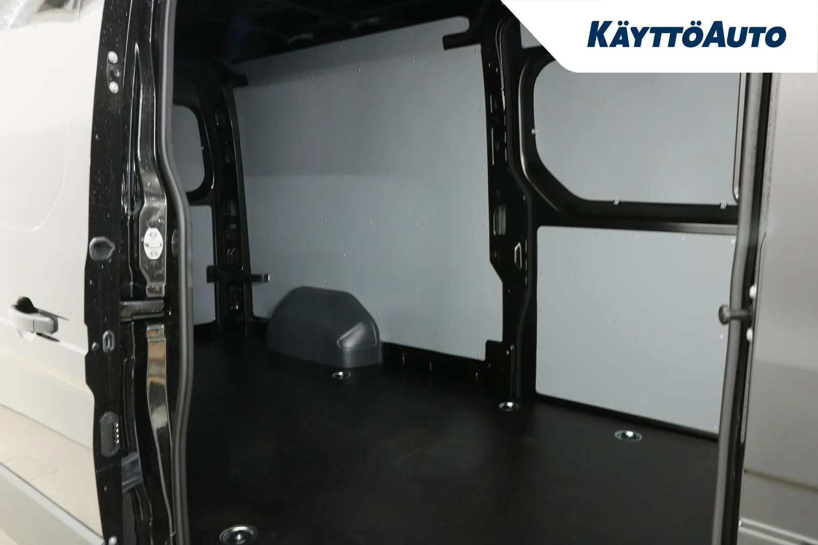 Renault Master JNV-675 carousel image