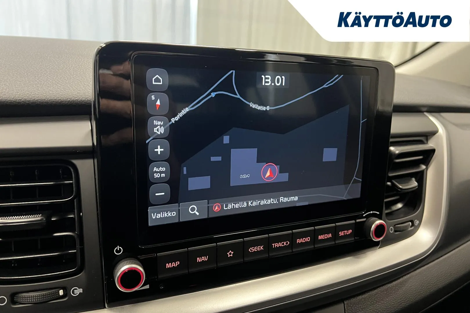 Kia Stonic ZPU-711 carousel image