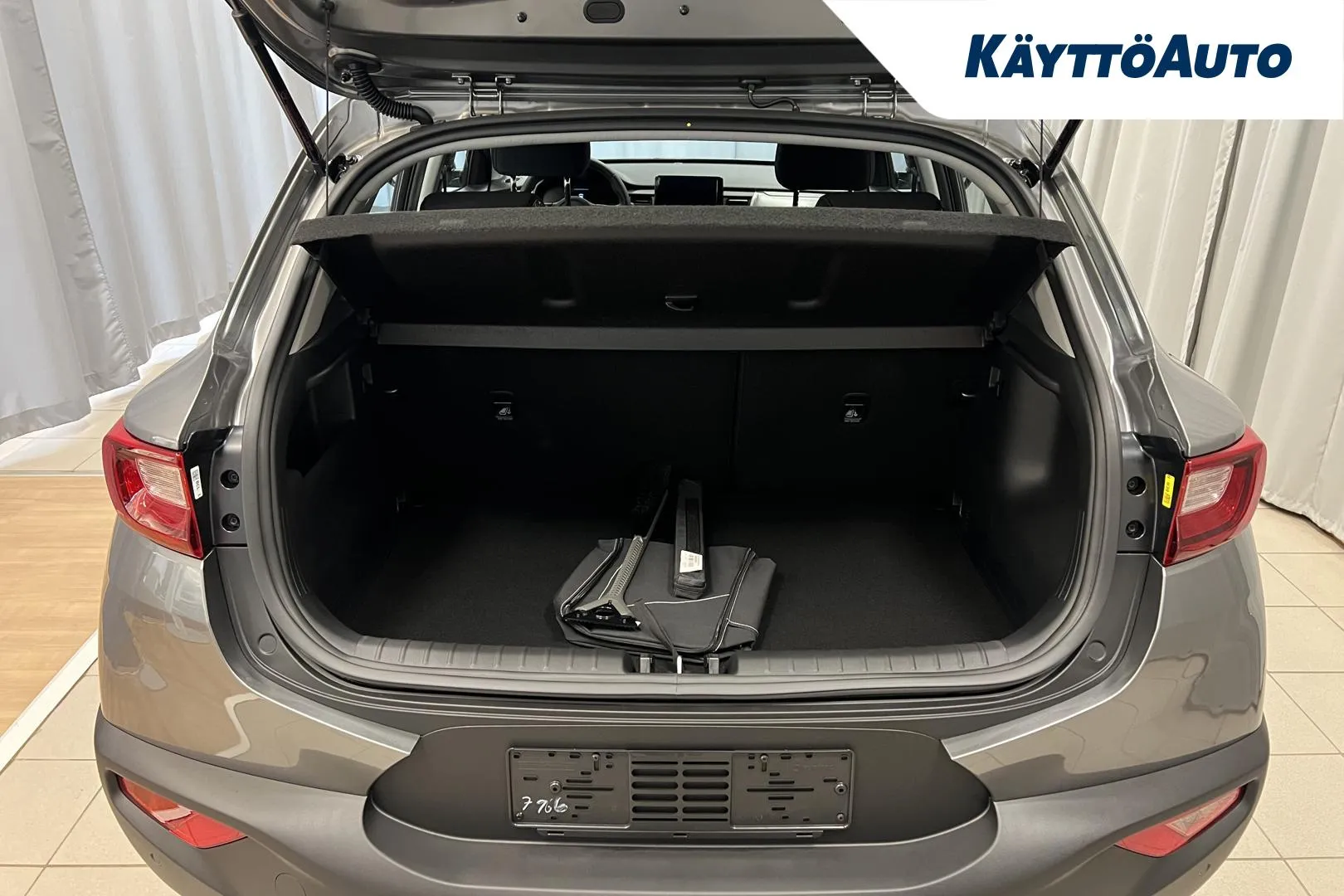 Kia Stonic ZPU-711 carousel image