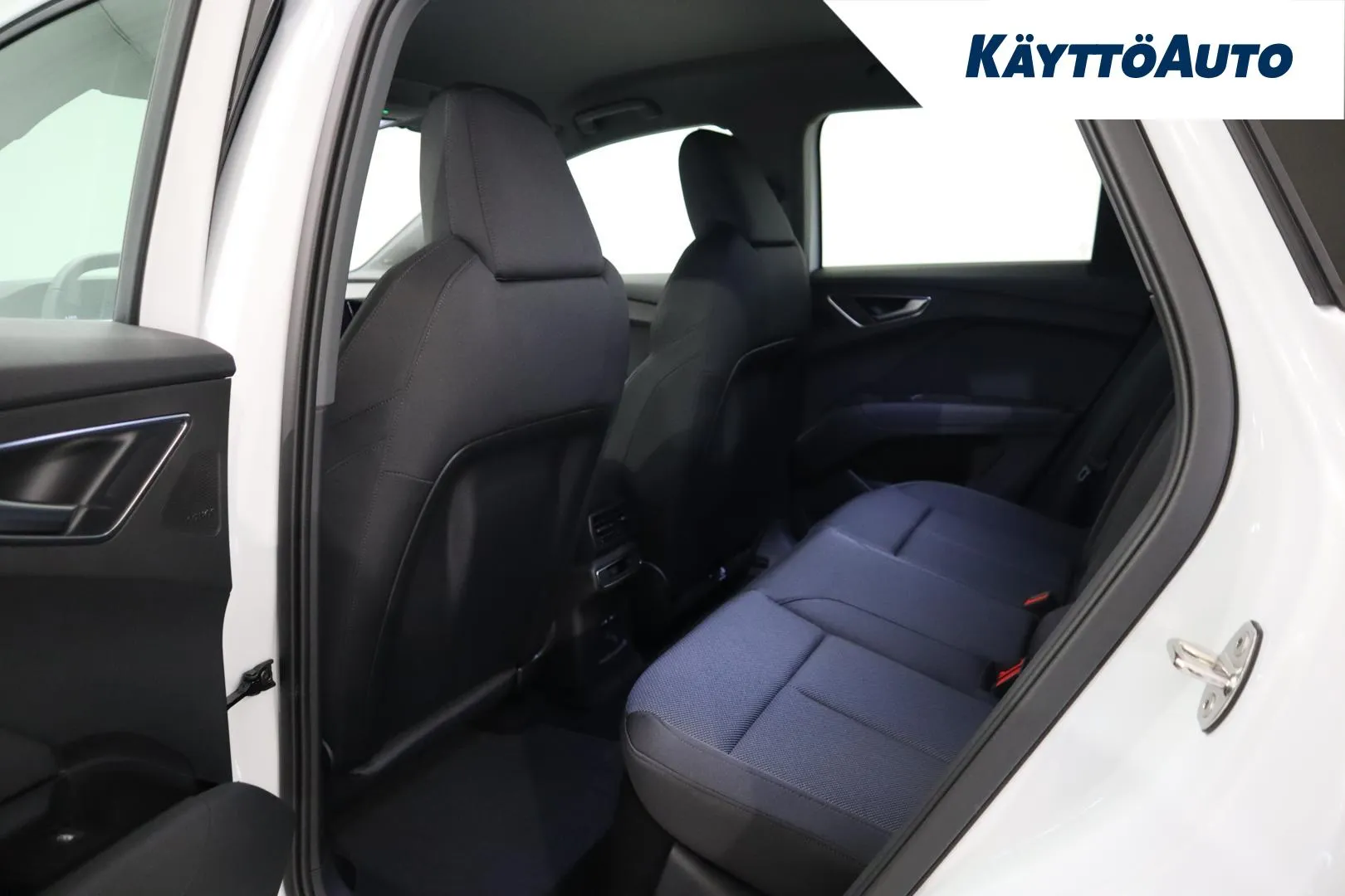 Audi Q4 e-tron FSK-694 carousel image