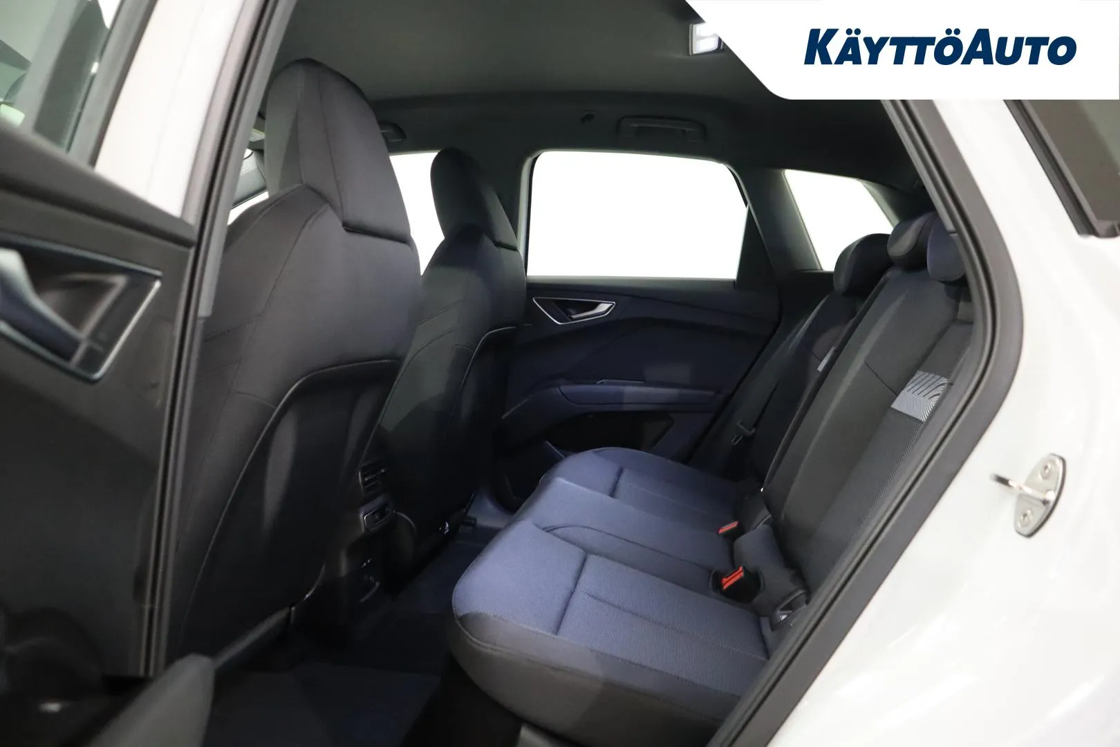 Audi Q4 e-tron FSK-694 carousel image