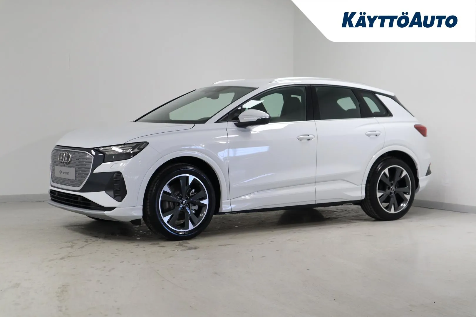 Audi Q4 e-tron FSK-694 carousel image