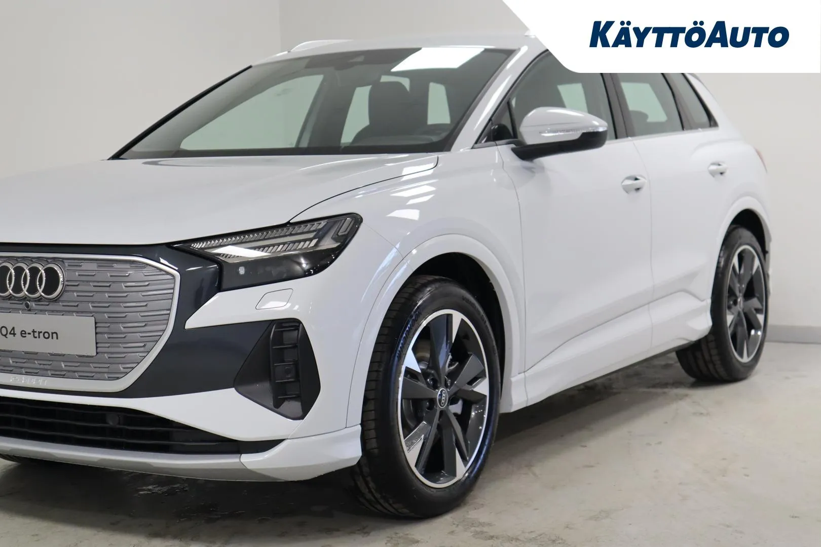 Audi Q4 e-tron FSK-694 carousel image