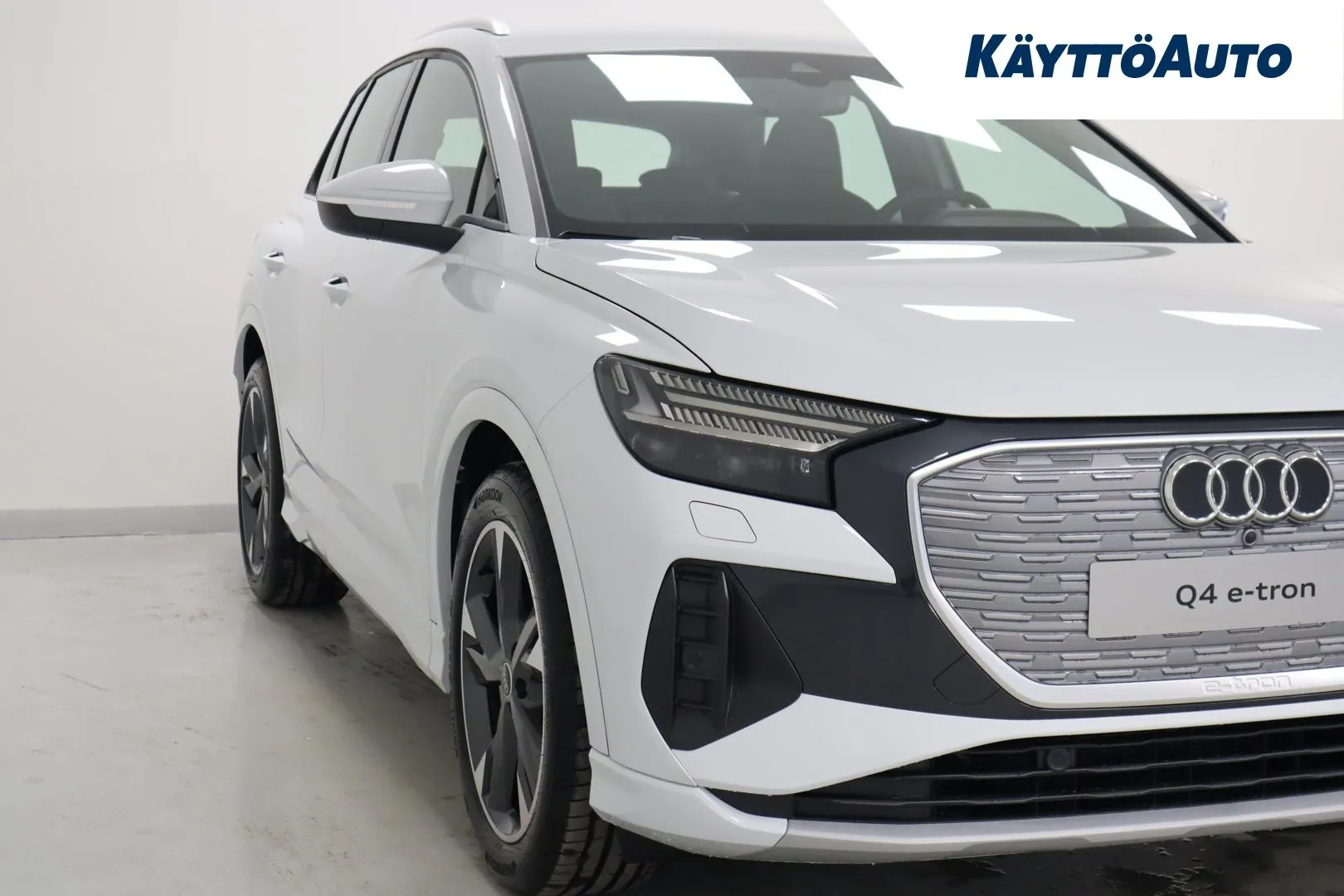 Audi Q4 e-tron FSK-694 carousel image