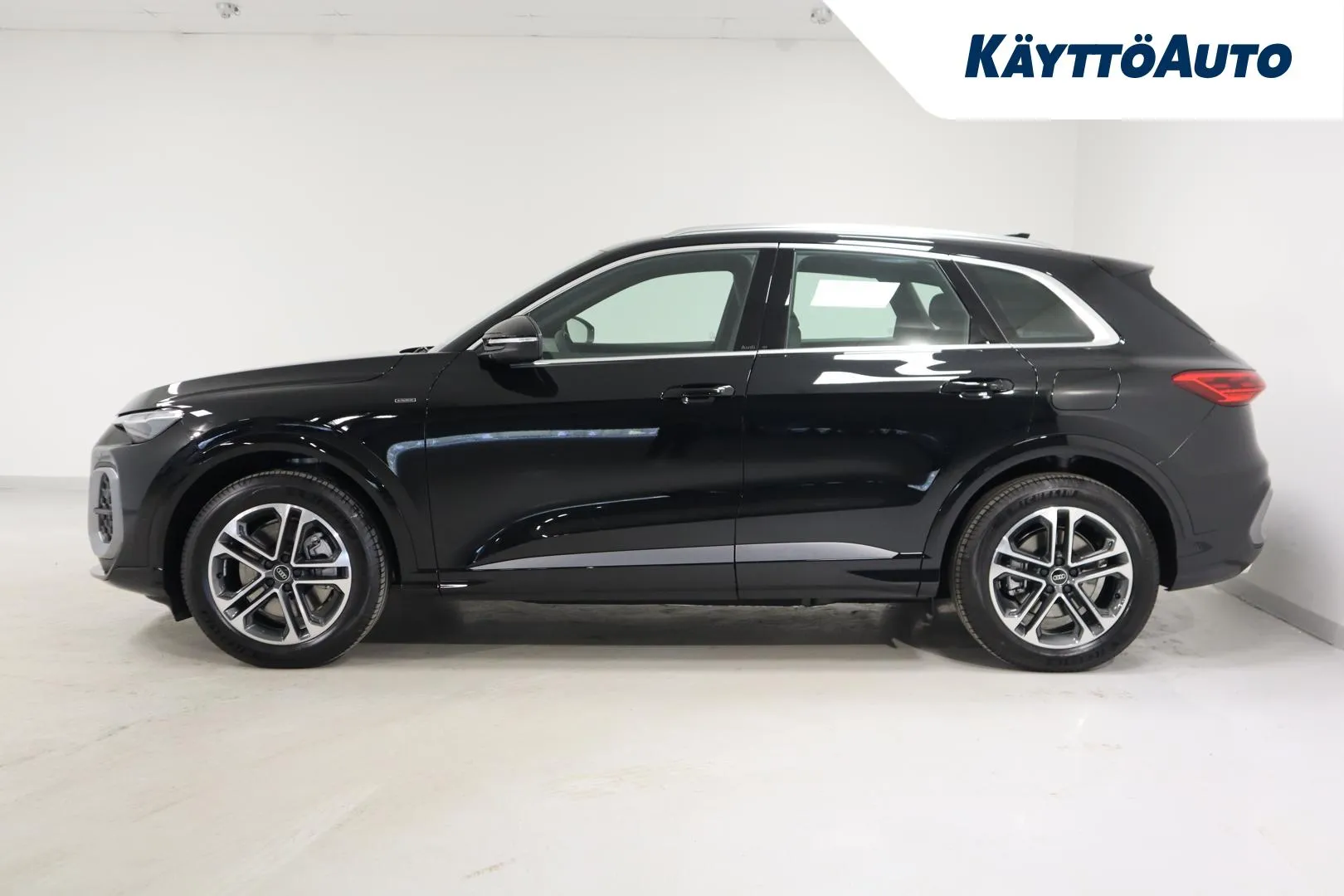 Audi Q5 ZPS-817 carousel image