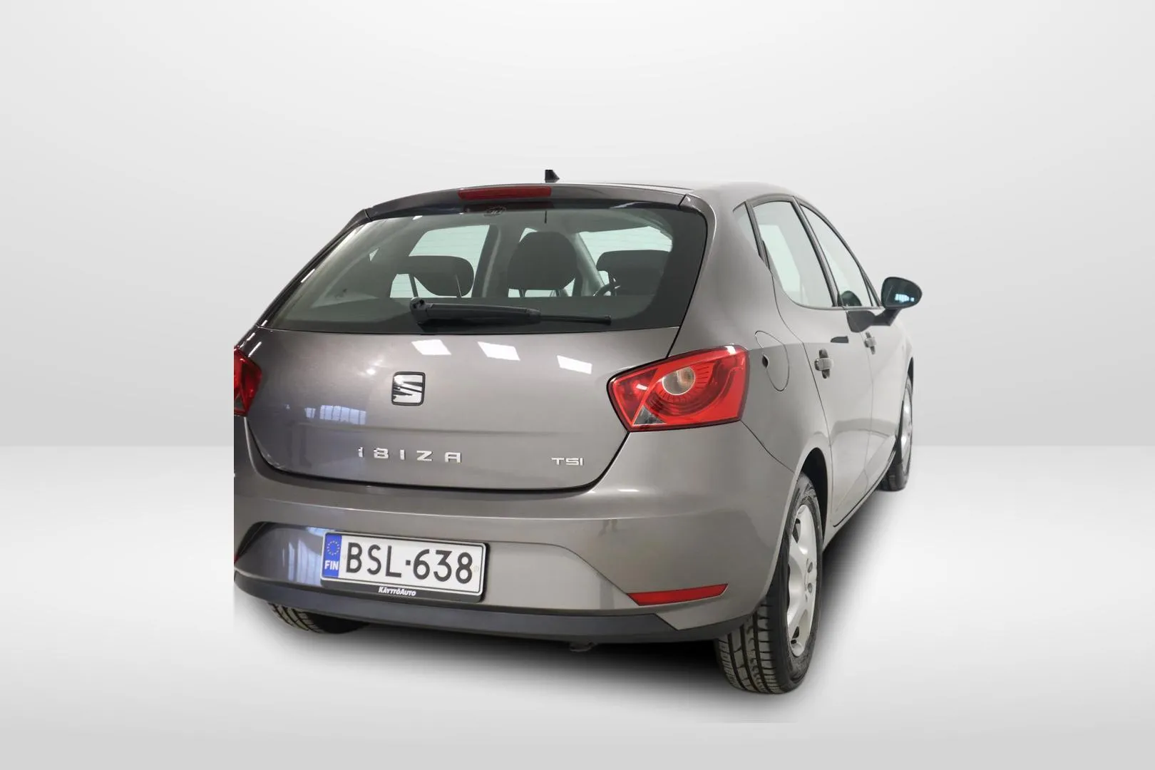 Seat Ibiza BSL-638 carousel image