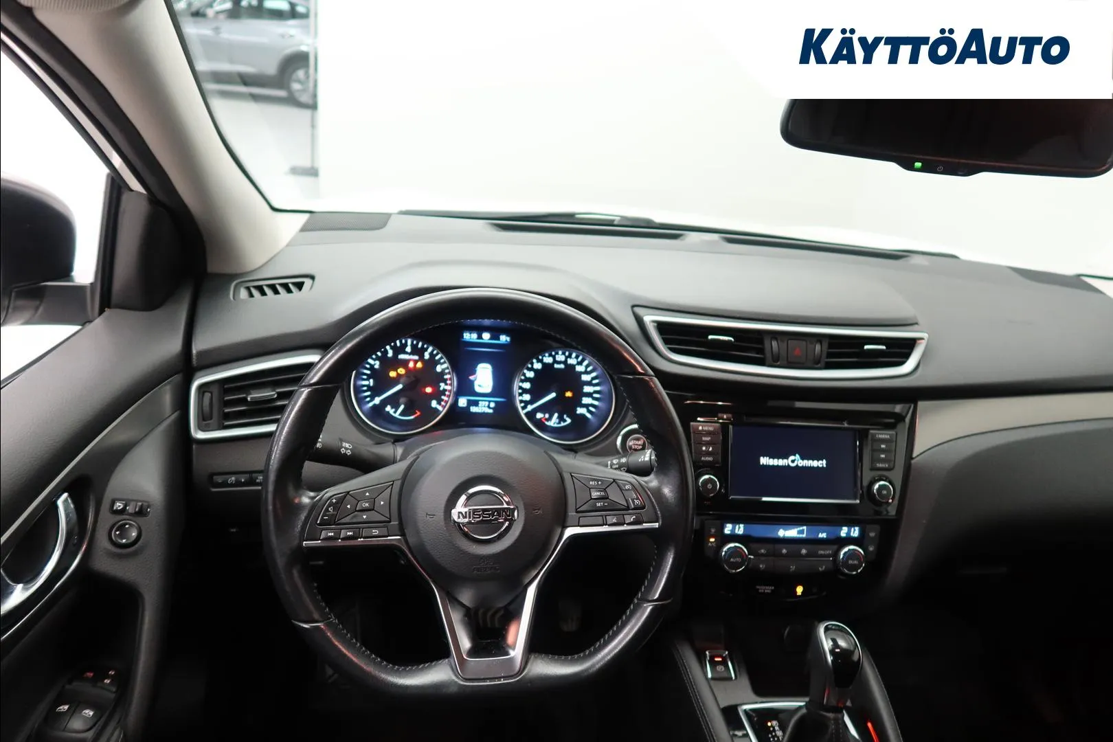 Nissan Qashqai GNV-783 carousel image