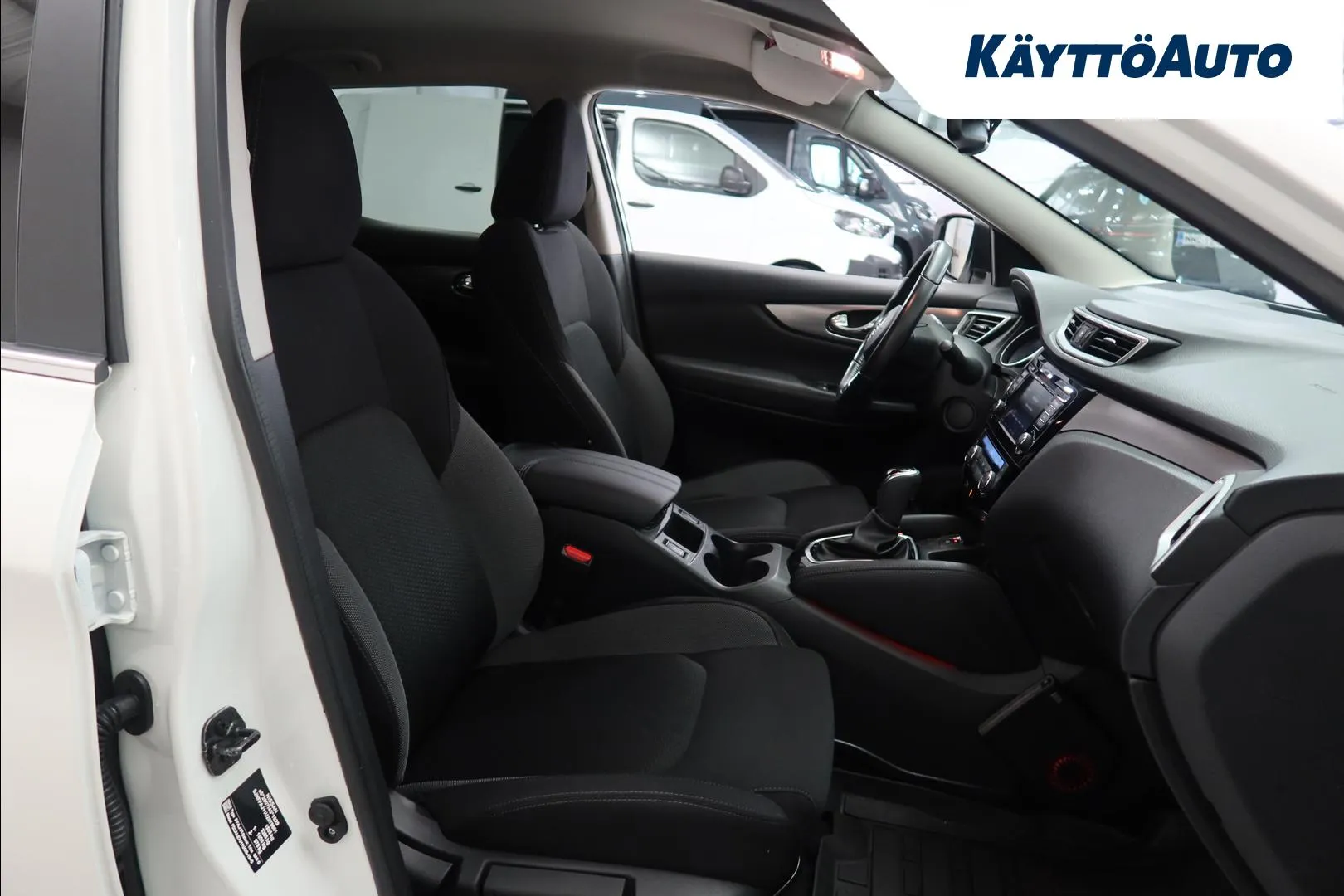 Nissan Qashqai GNV-783 carousel image