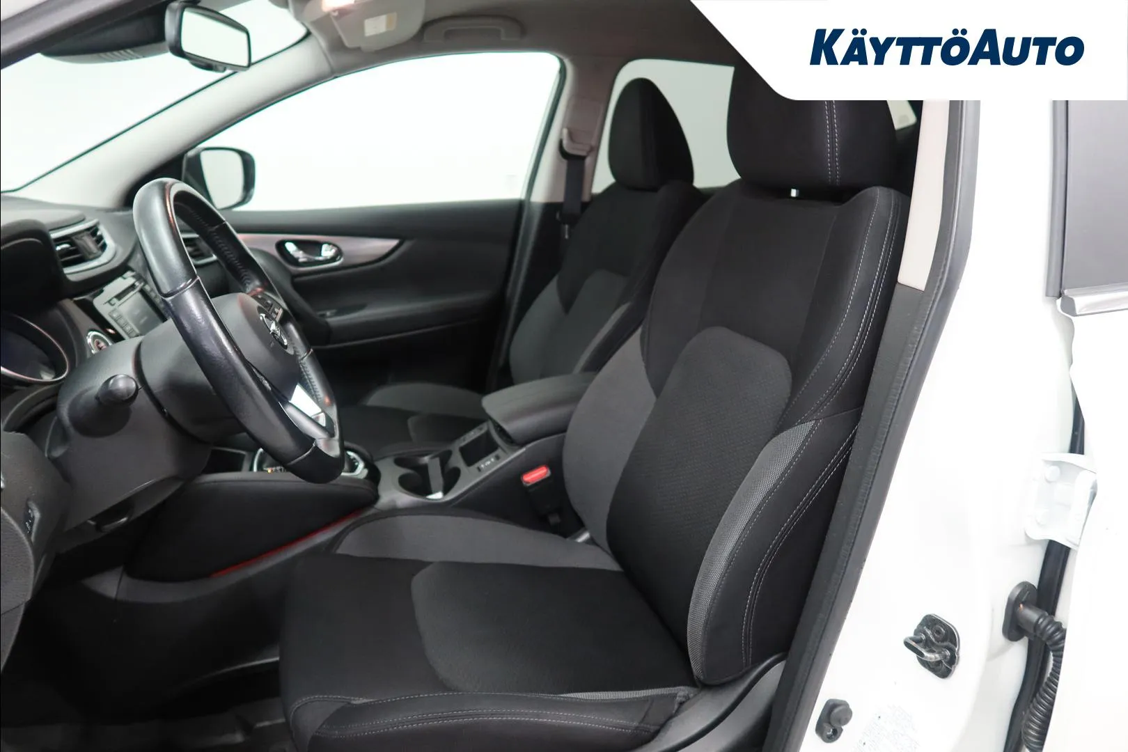 Nissan Qashqai GNV-783 carousel image
