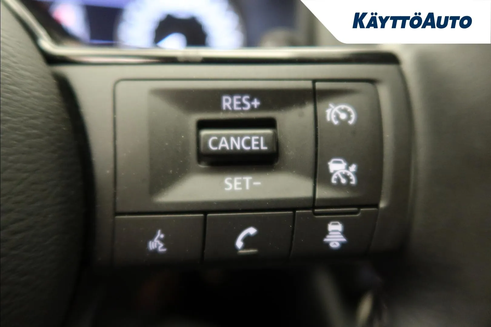 NISSAN Qashqai KUU-188 carousel image