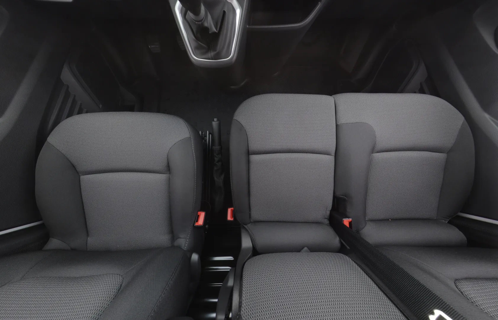 Renault Trafic LTC-844 carousel image