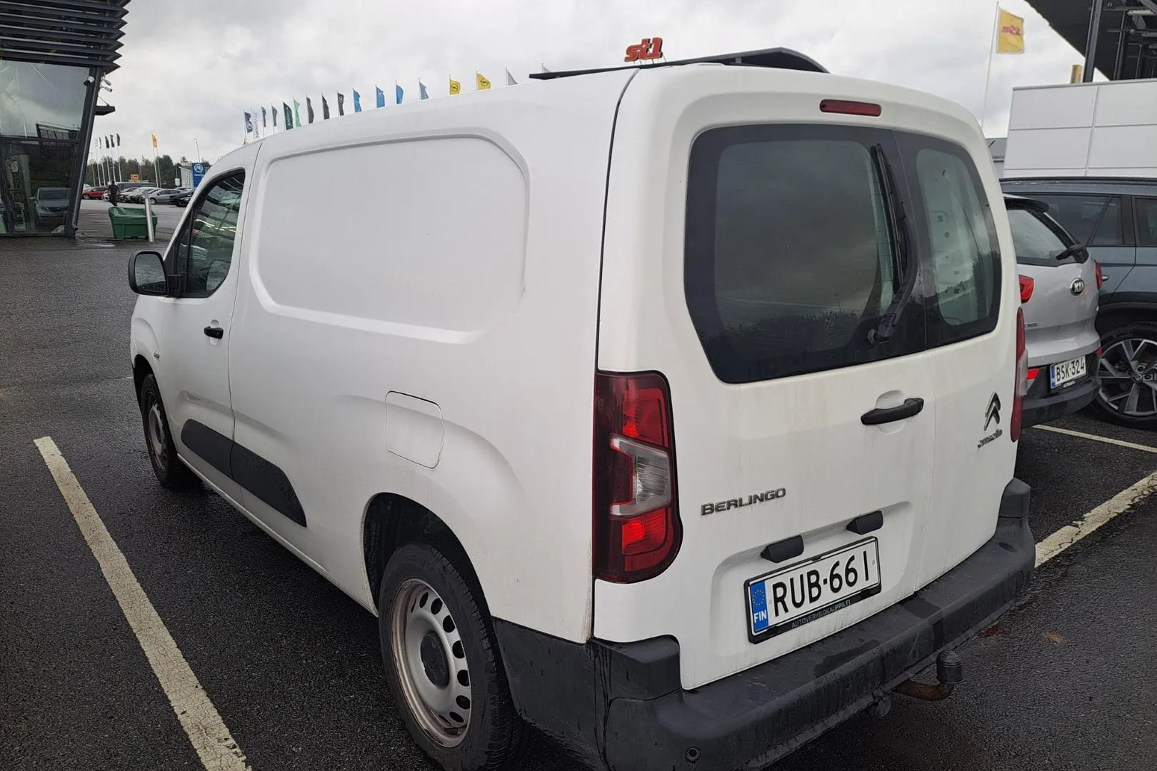CITROEN Berlingo Van RUB-661 carousel image
