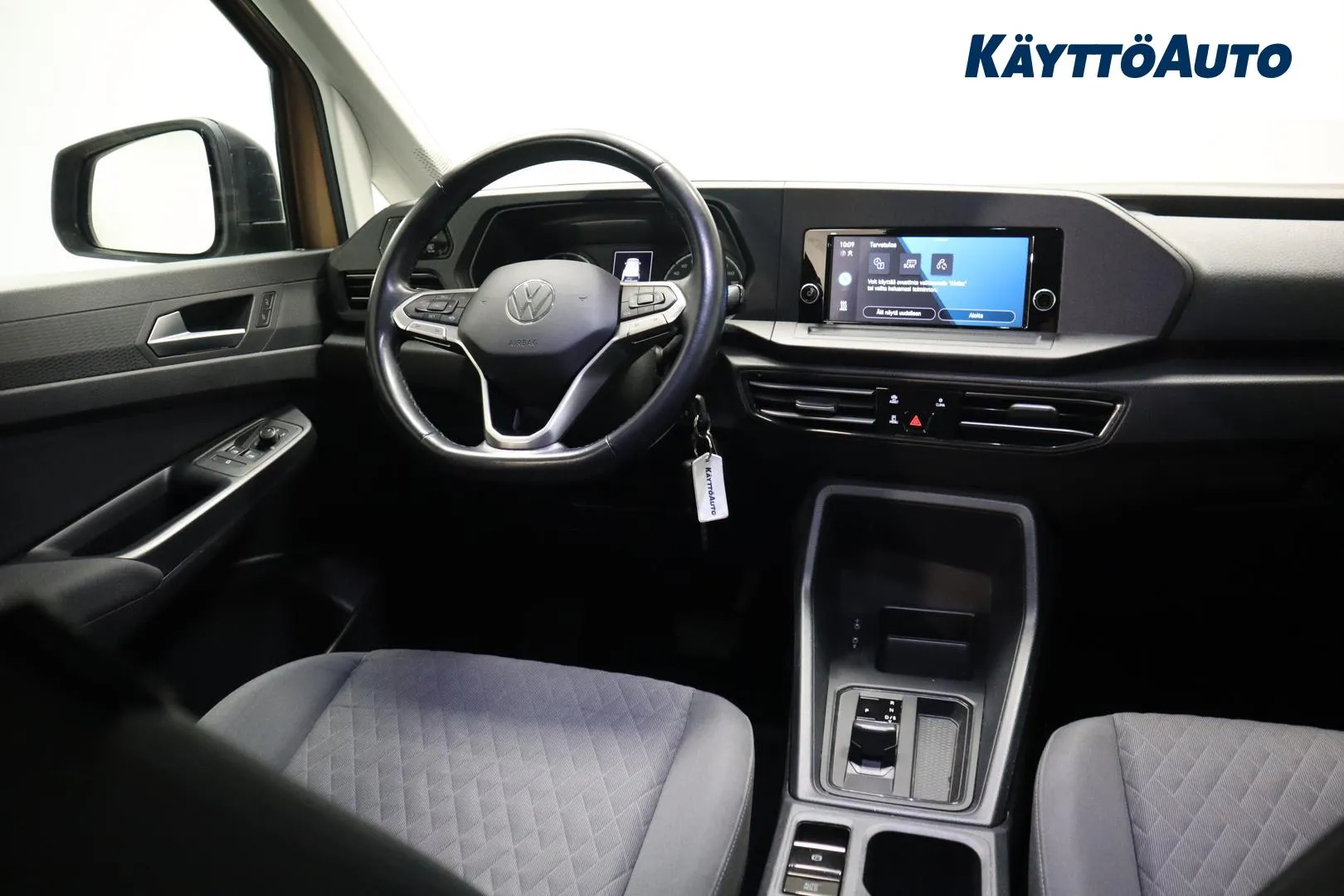 Volkswagen Caddy ZNP-346 carousel image