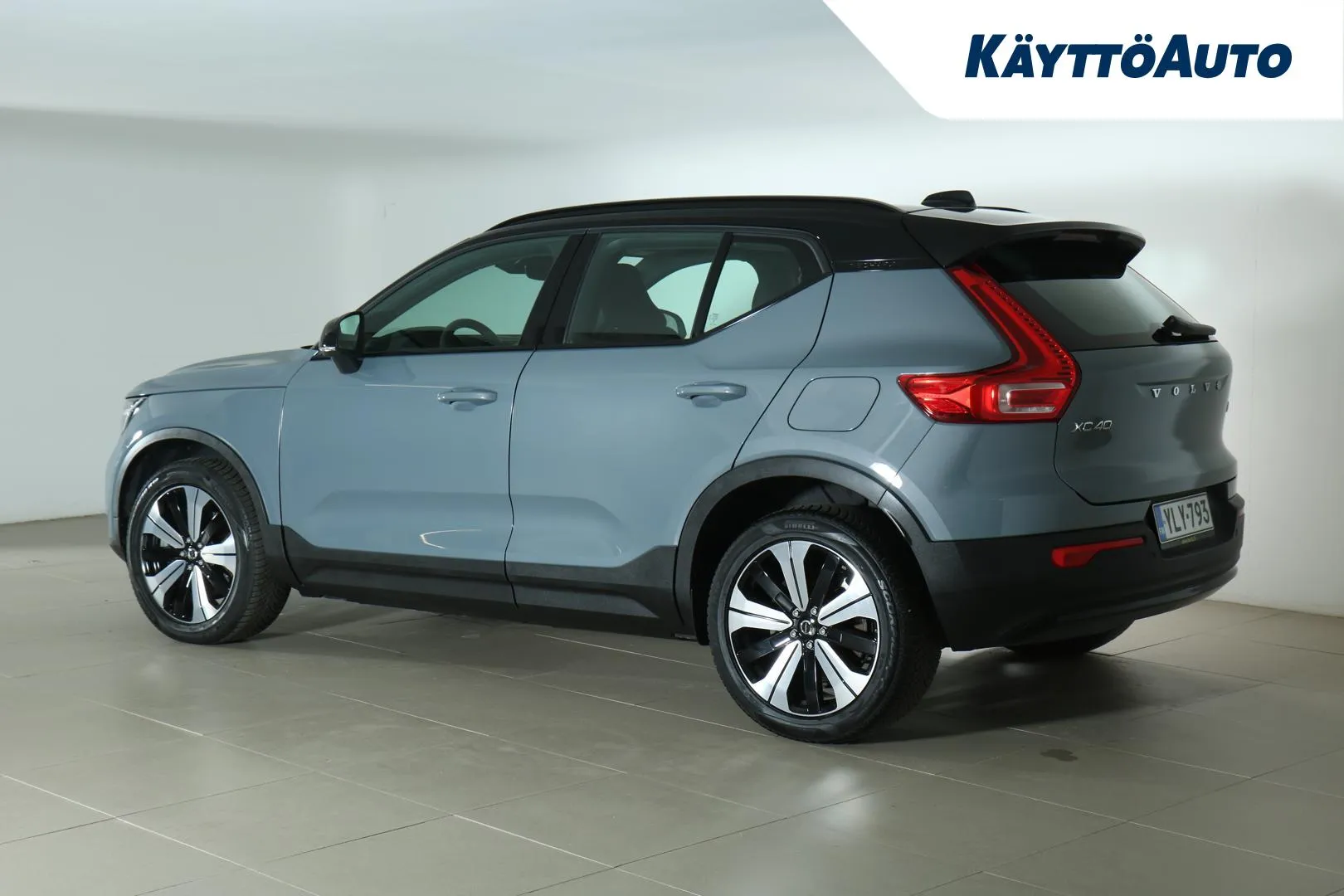 VOLVO XC40 YLY-793 carousel image