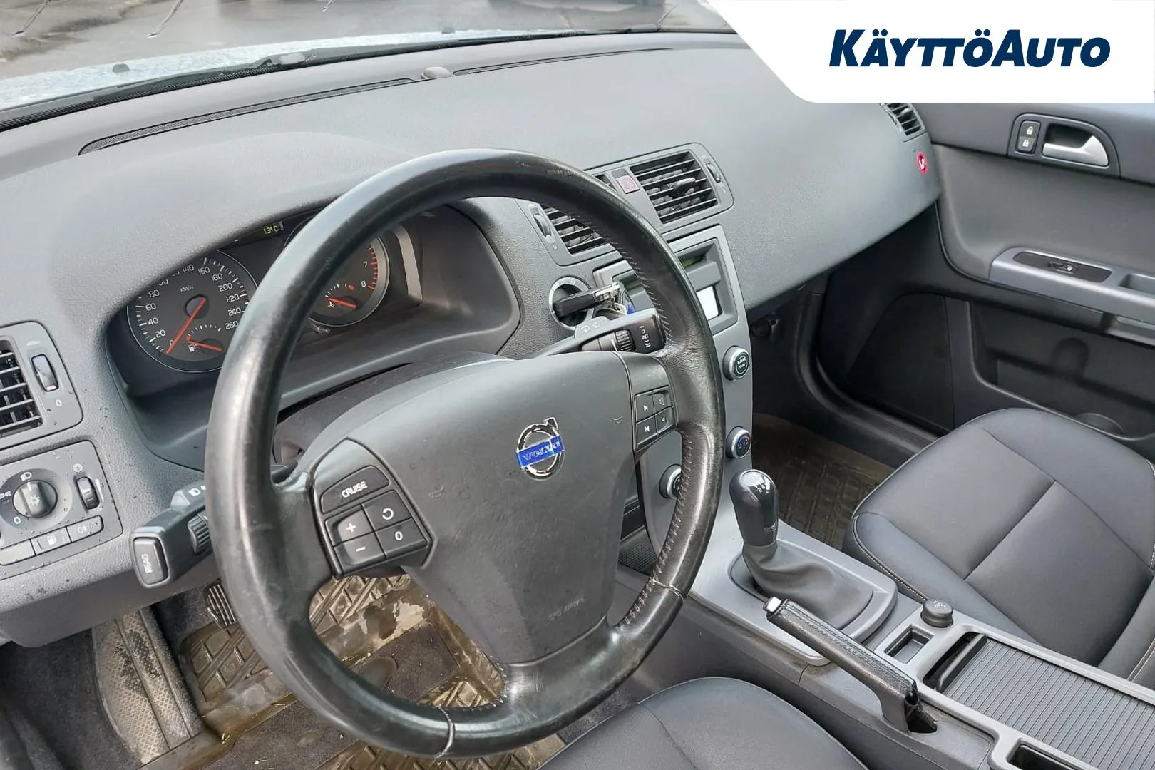 Volvo V50 AMY-855 carousel image