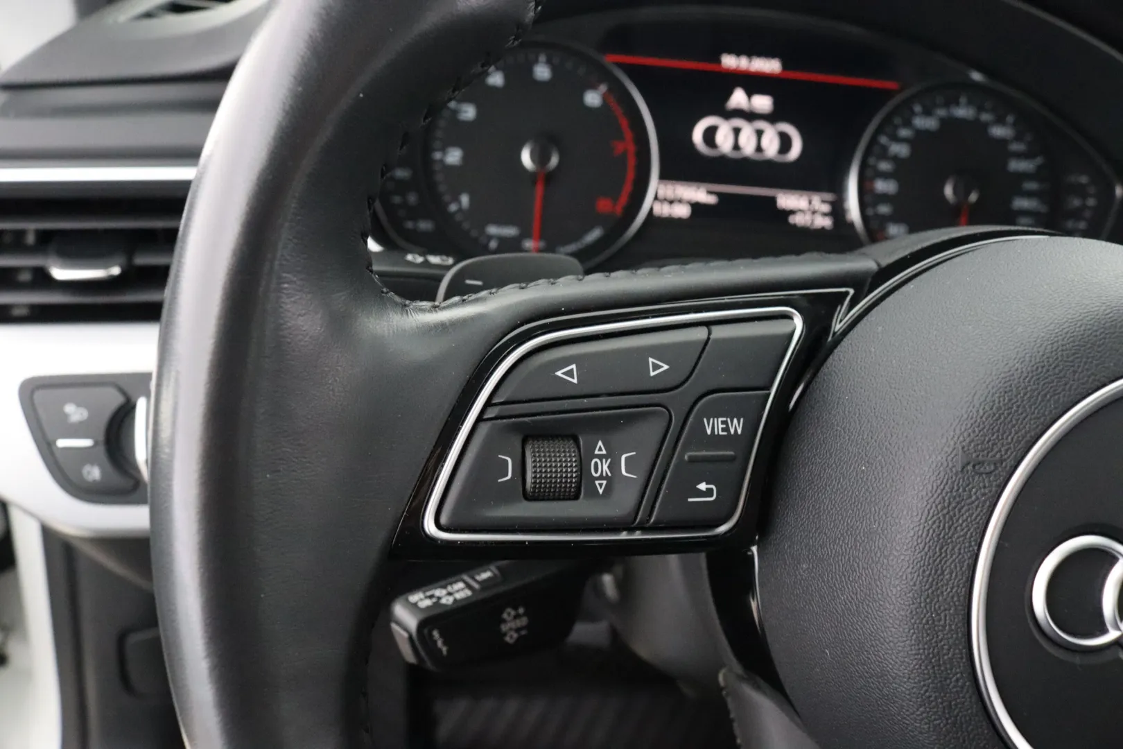 AUDI A5 CNT-905 carousel image