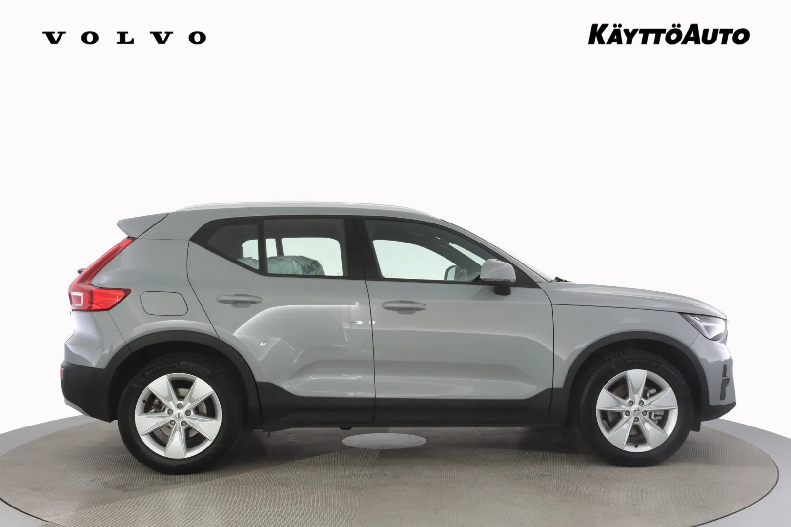 VOLVO XC40 CRU-245 carousel image