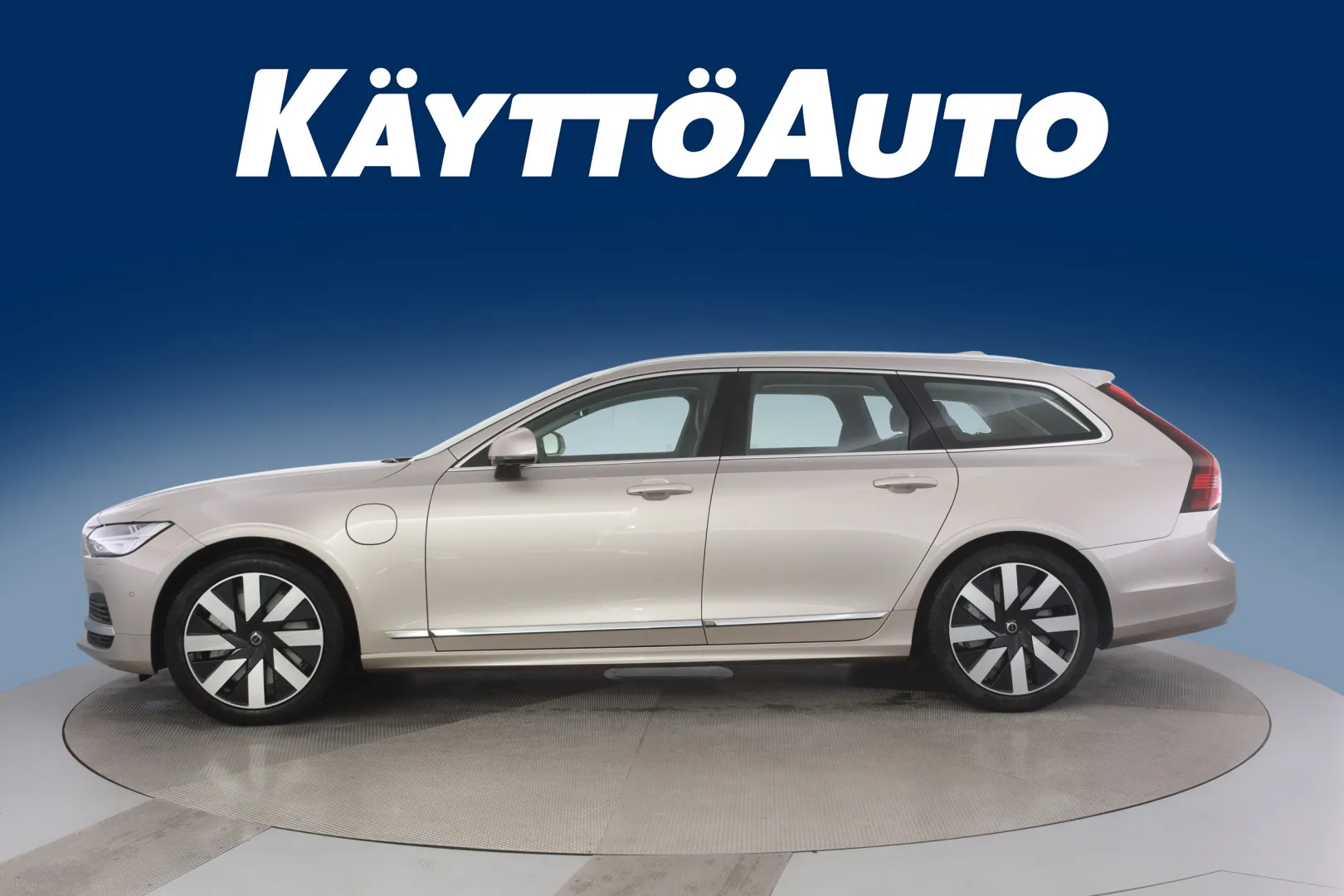 Volvo V90 EVJ-384 carousel image