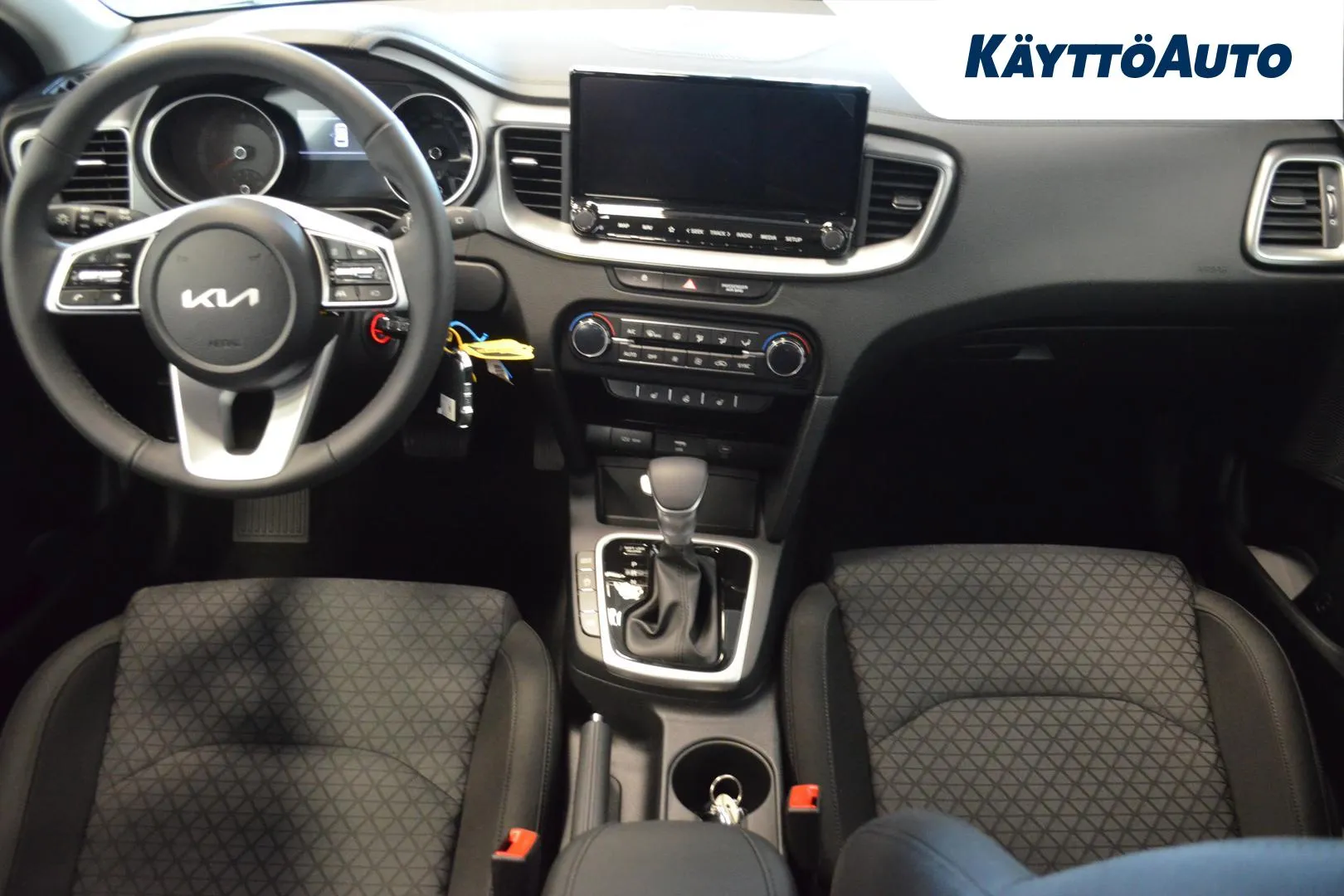 Kia Ceed LTC-101 carousel image
