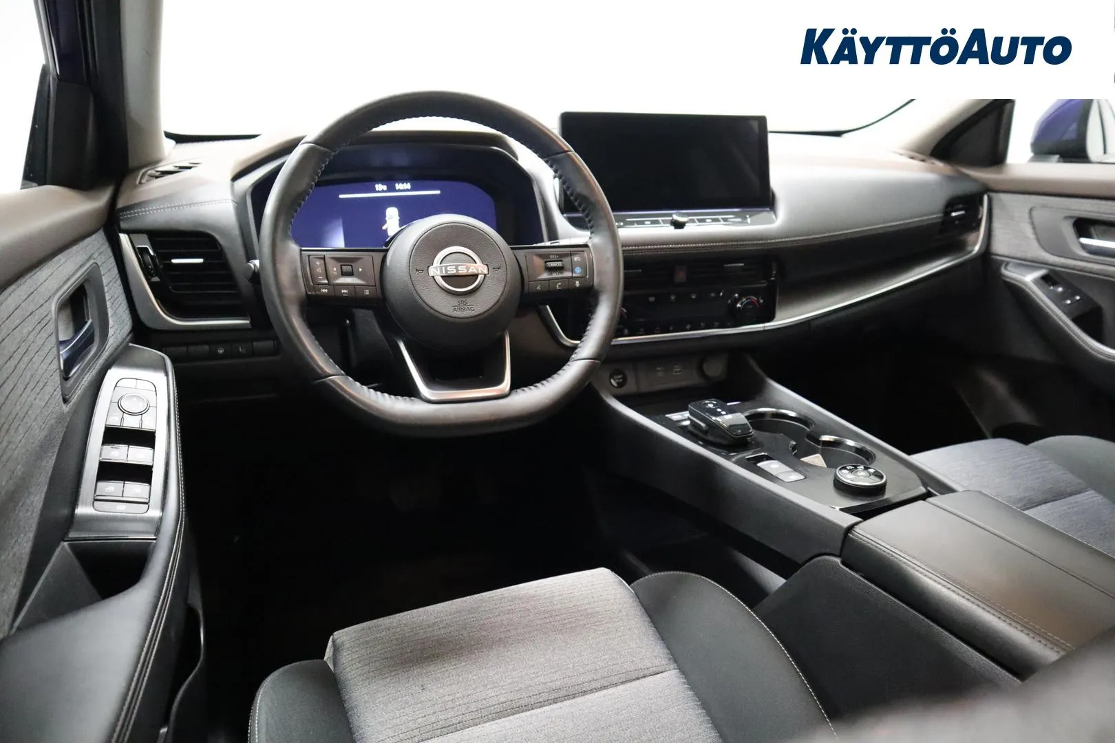 Nissan X-Trail MOP-423 carousel image