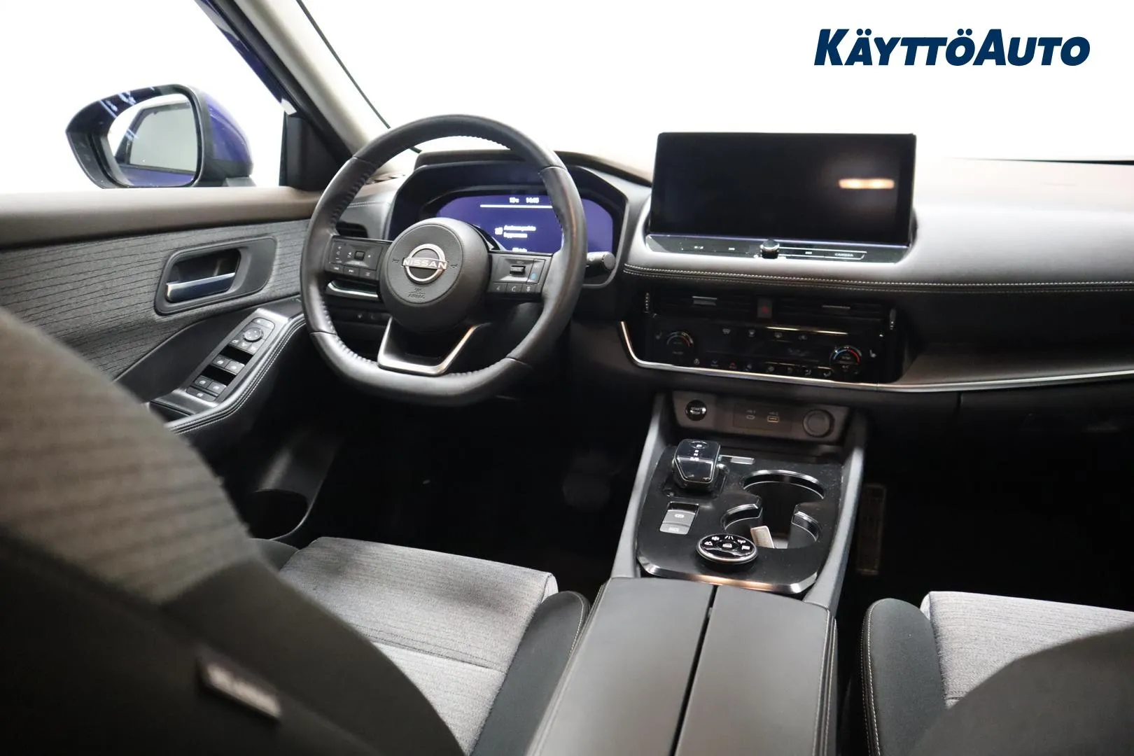 Nissan X-Trail MOP-423 carousel image