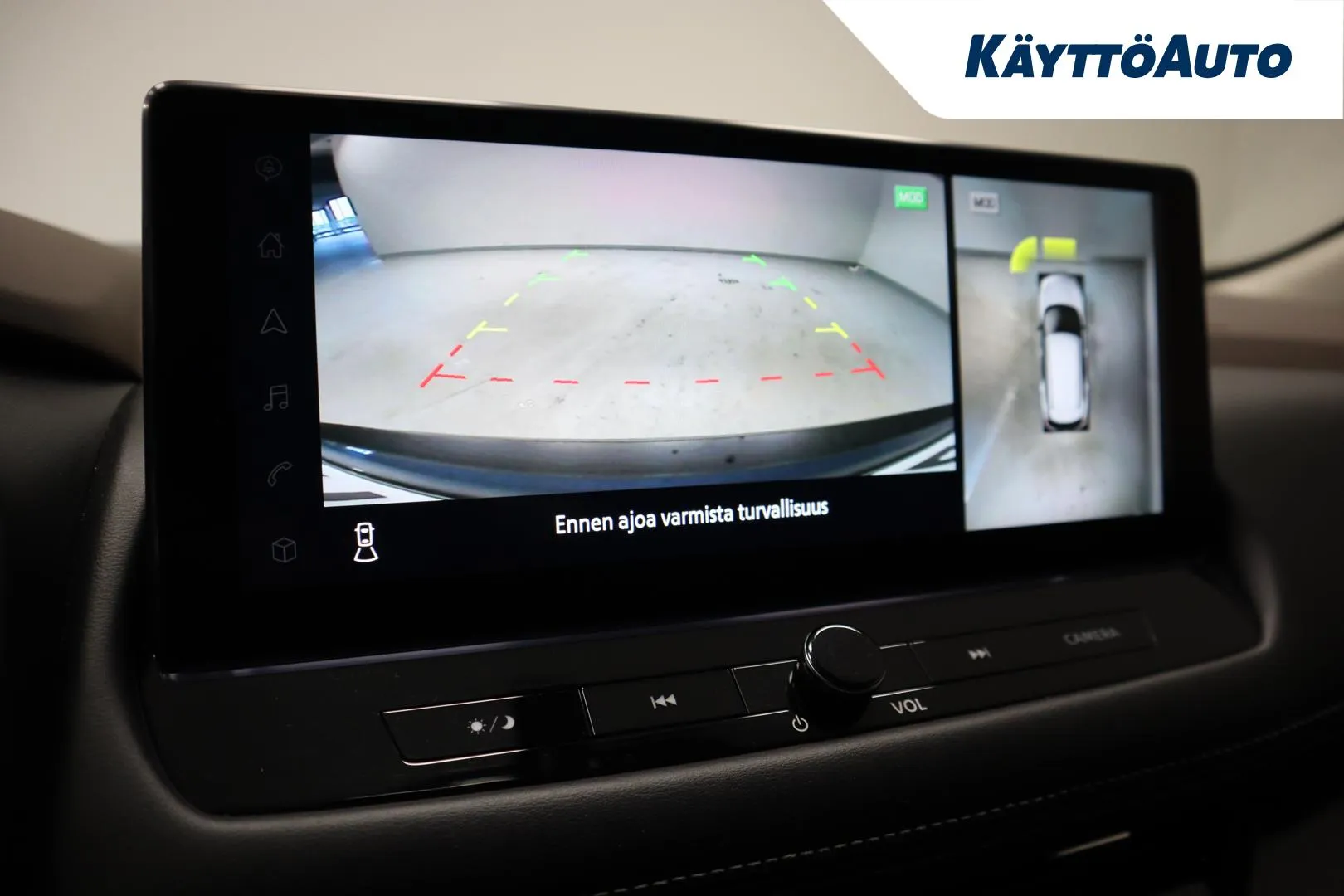 Nissan X-Trail MOP-423 carousel image