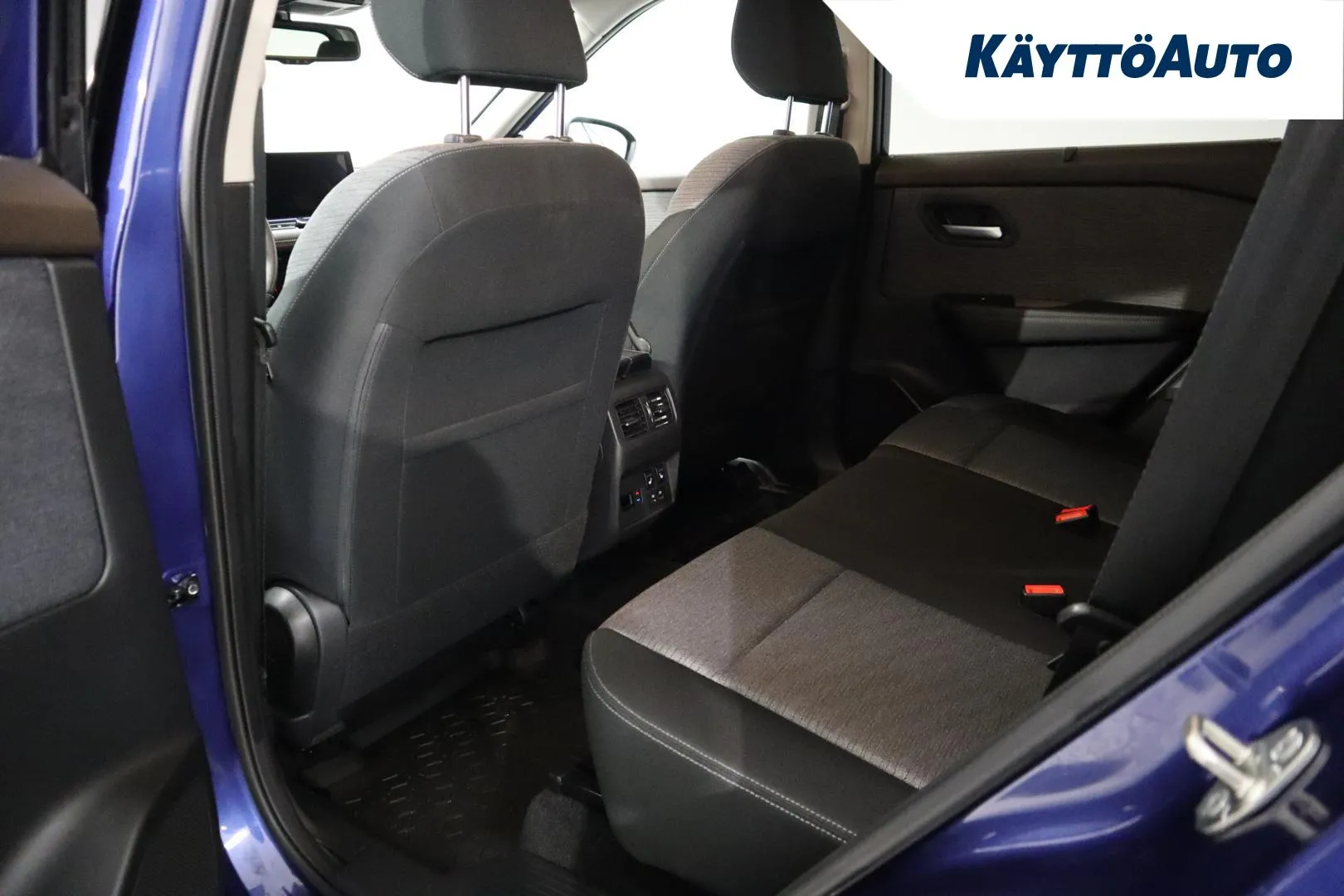 Nissan X-Trail MOP-423 carousel image