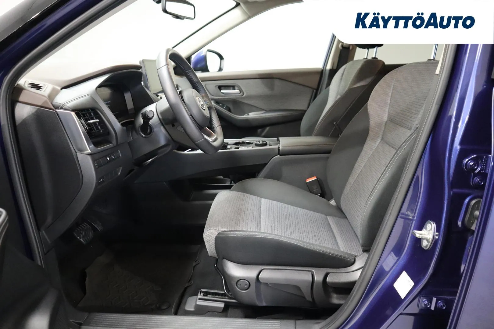 Nissan X-Trail MOP-423 carousel image