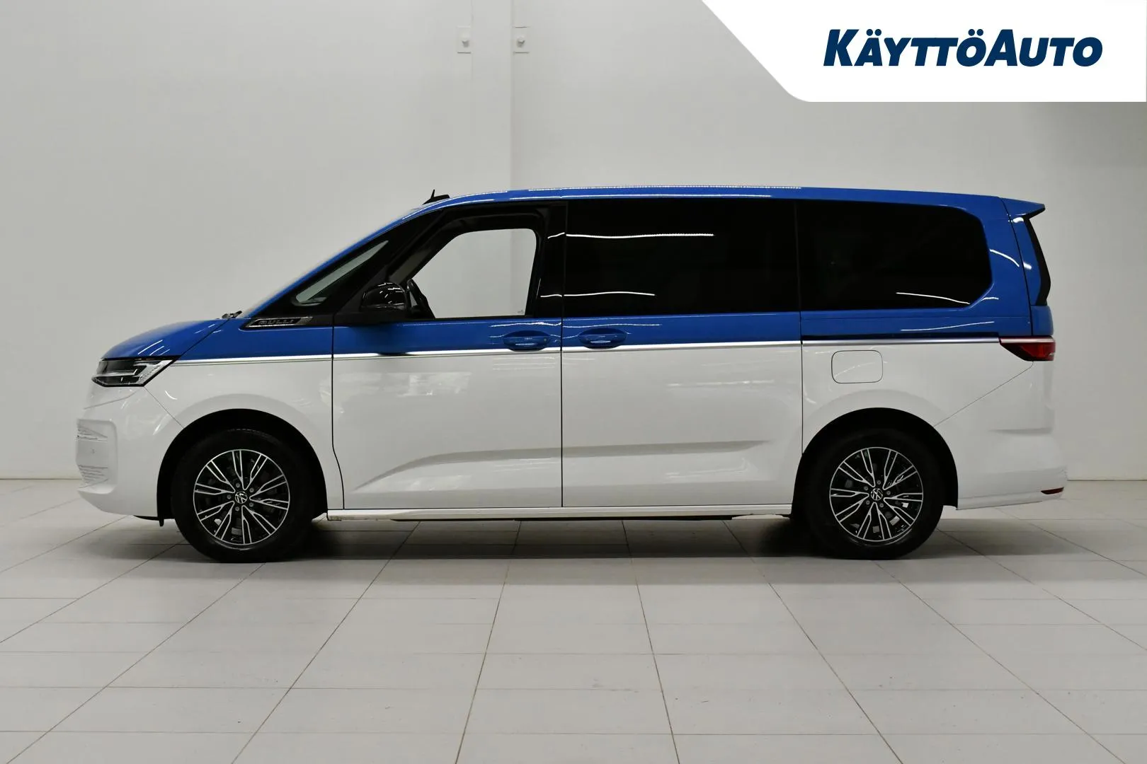 VOLKSWAGEN Multivan CRB-860 carousel image