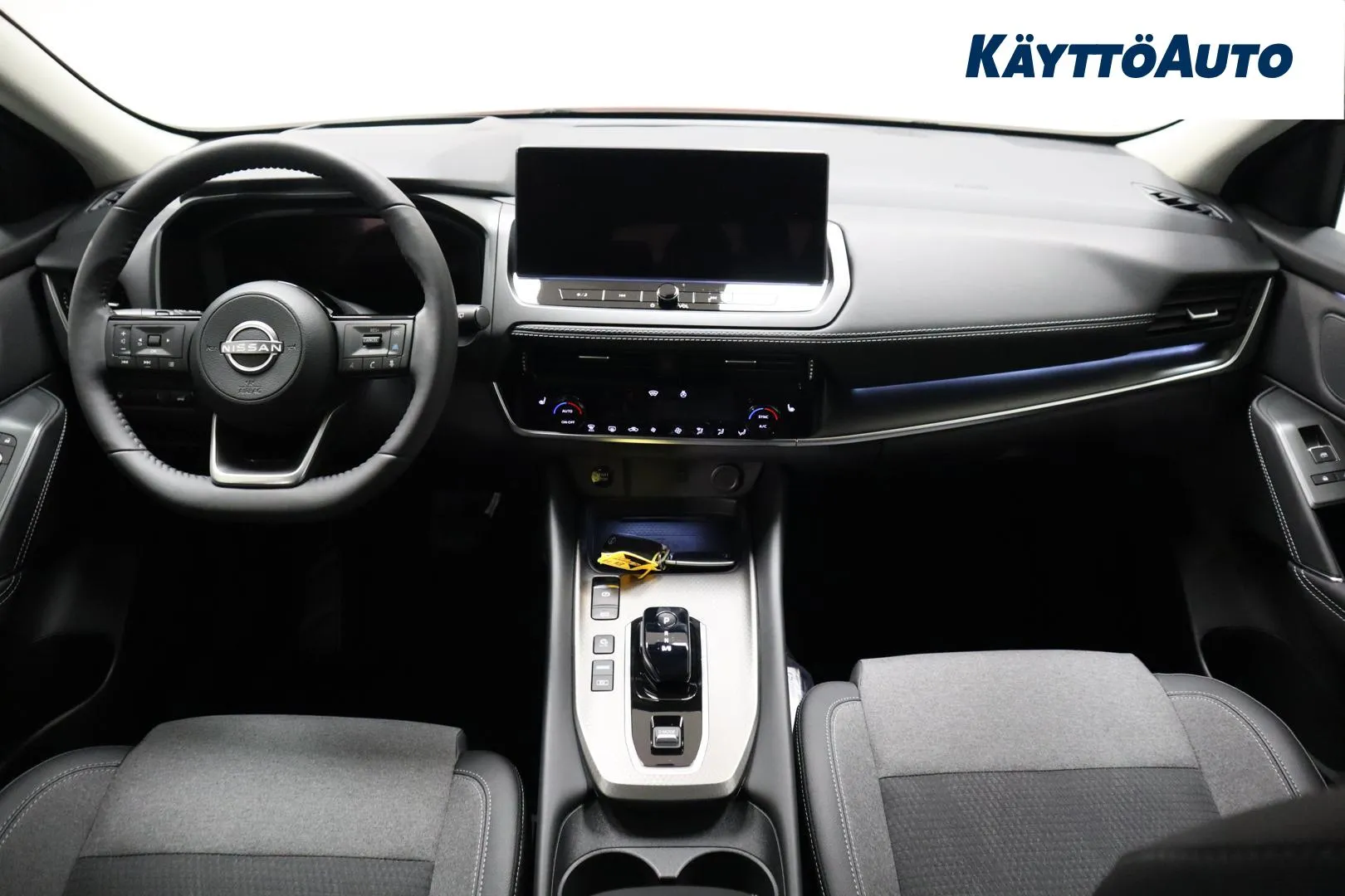 Nissan Qashqai GRN-125 carousel image