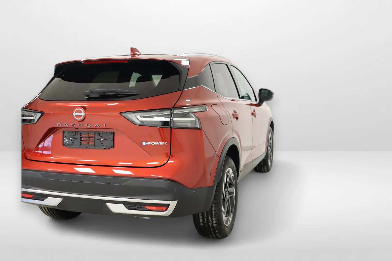 Nissan Qashqai GRN-125 carousel image