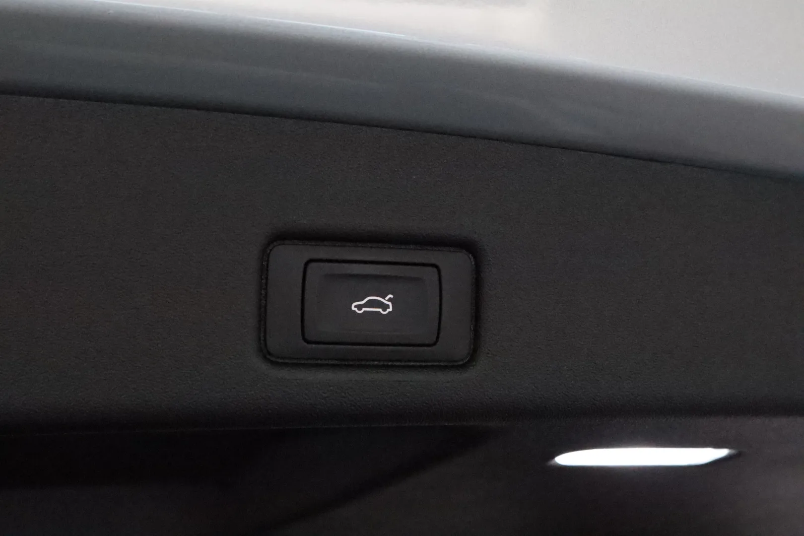 AUDI Q5 ZPS-113 carousel image