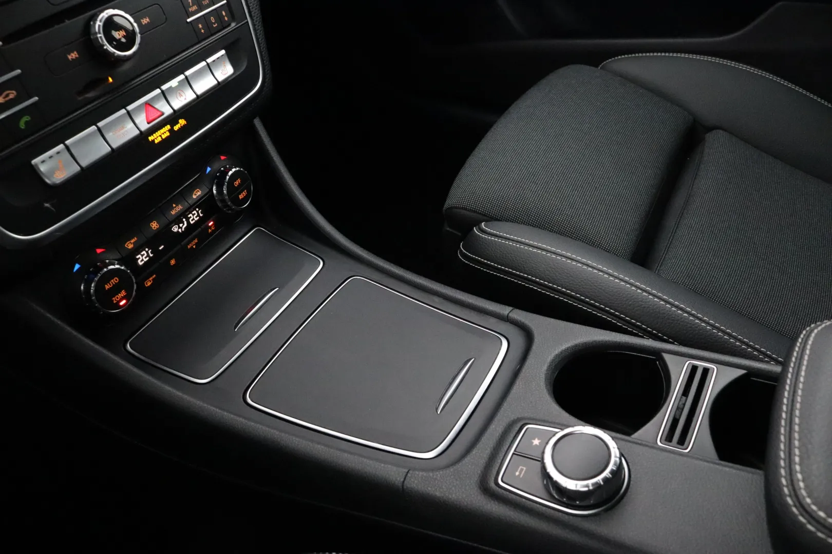 MERCEDES-BENZ A BUX-657 carousel image