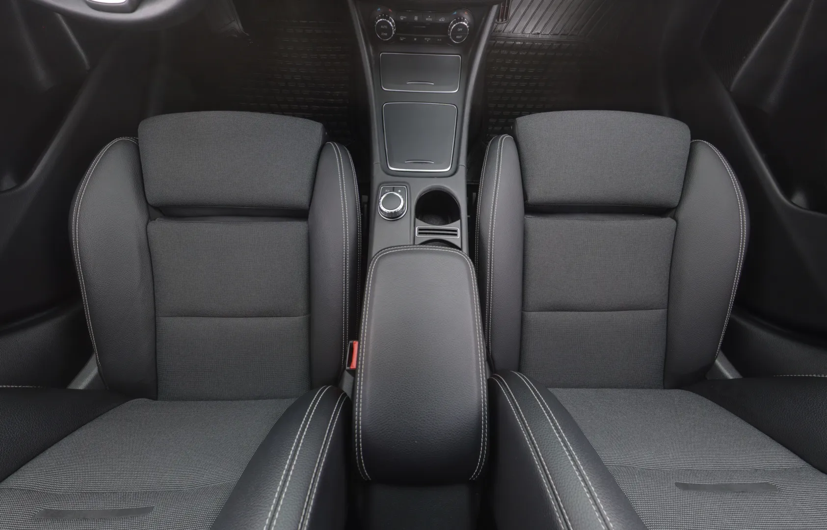 MERCEDES-BENZ A BUX-657 carousel image