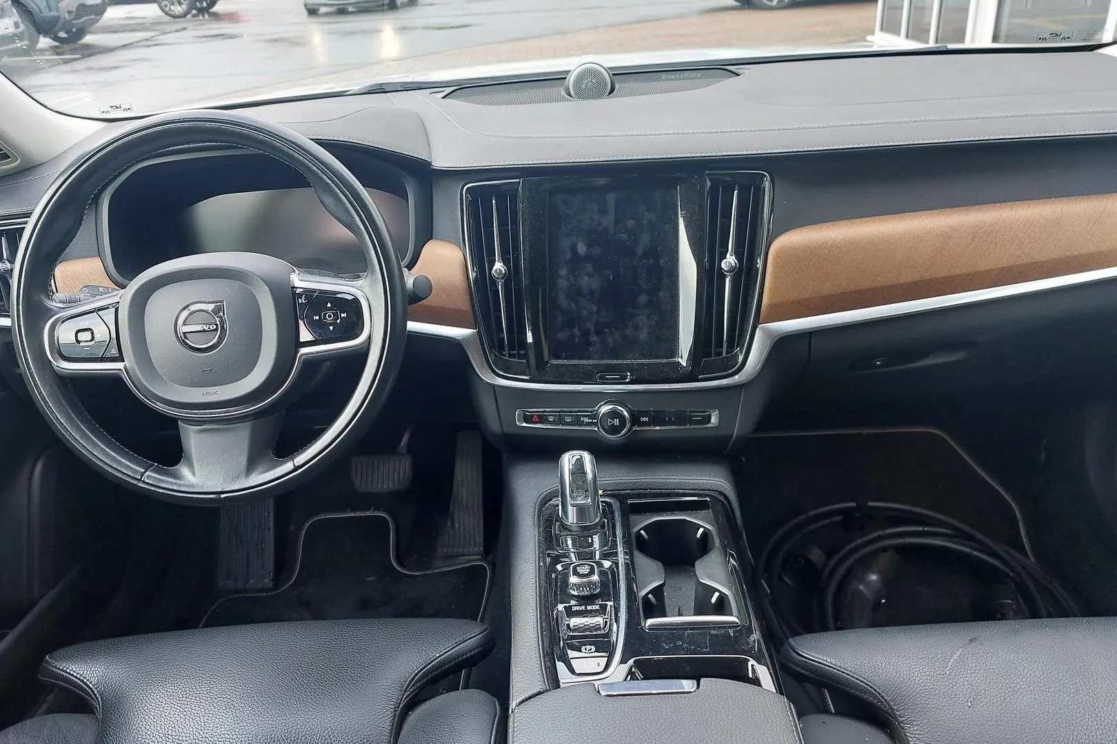 VOLVO S90 LOX-822 carousel image