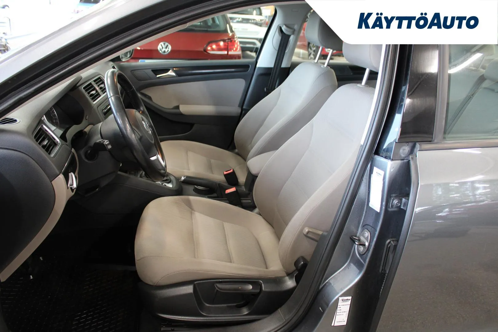 VOLKSWAGEN Jetta ELX-804 carousel image