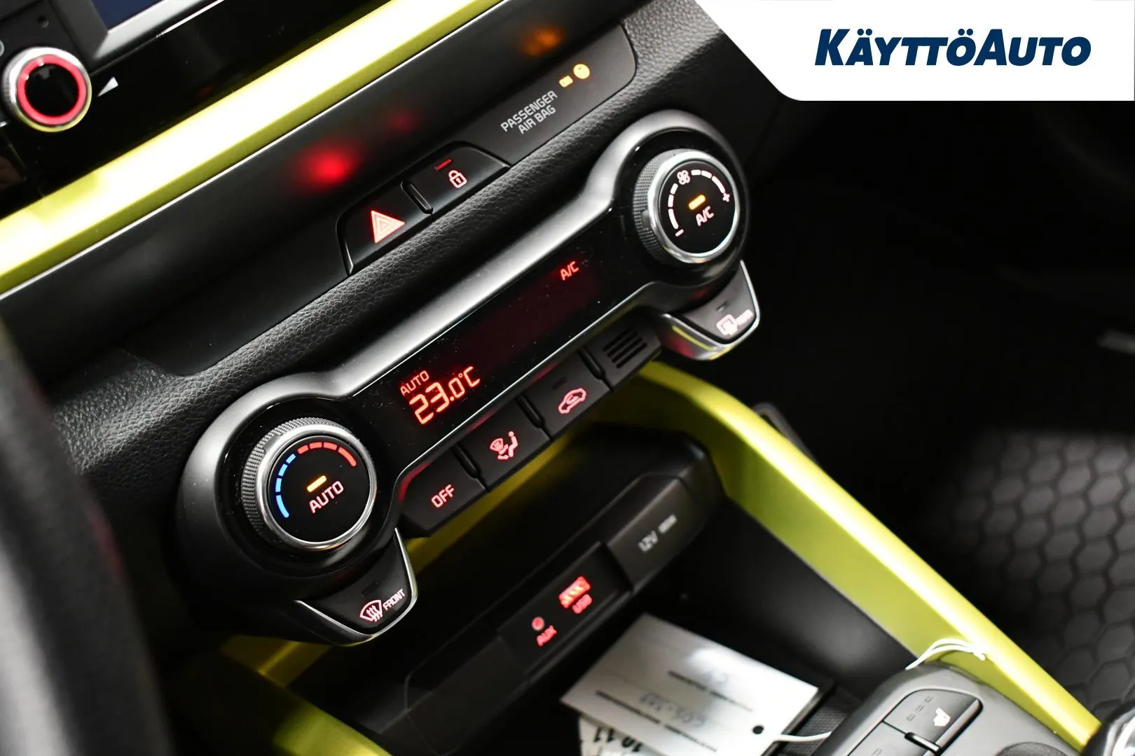 KIA Stonic COS-399 carousel image