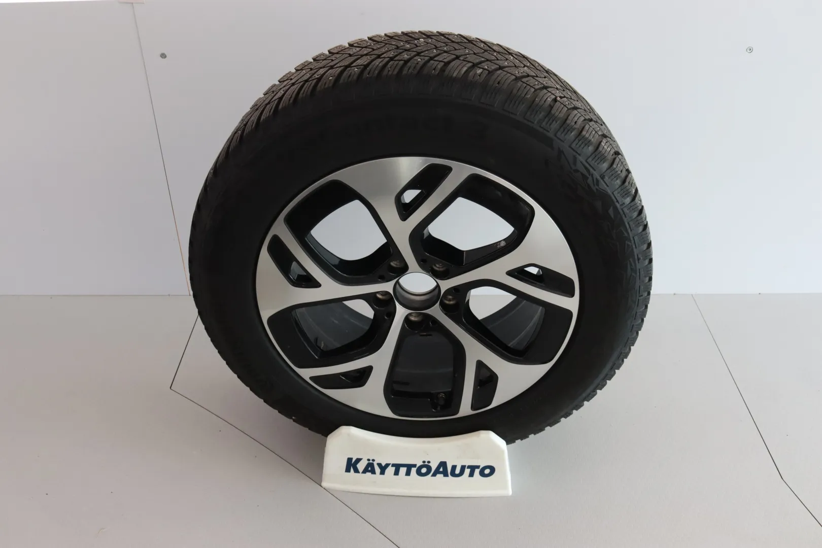 MERCEDES-BENZ GLC KUP-947 carousel image