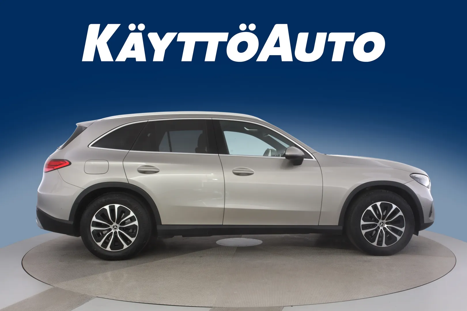 MERCEDES-BENZ GLC KUP-947 carousel image