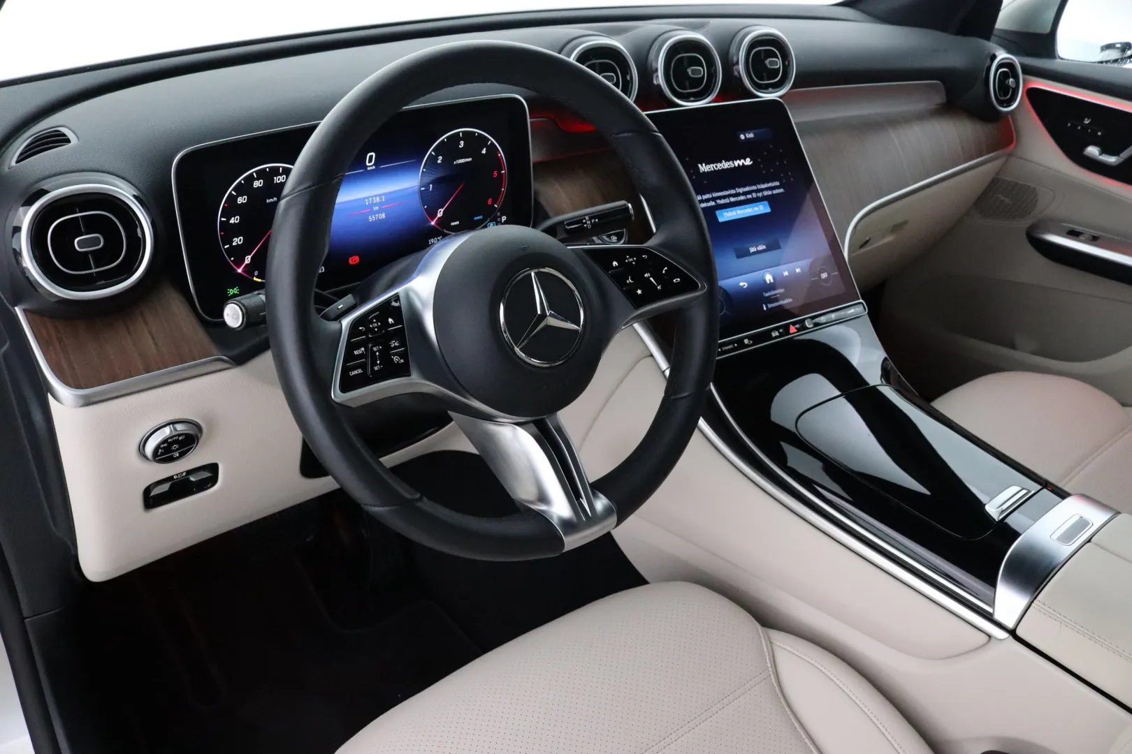 MERCEDES-BENZ GLC KUP-947 carousel image