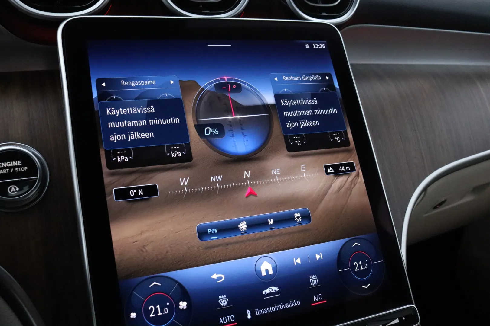 MERCEDES-BENZ GLC KUP-947 carousel image