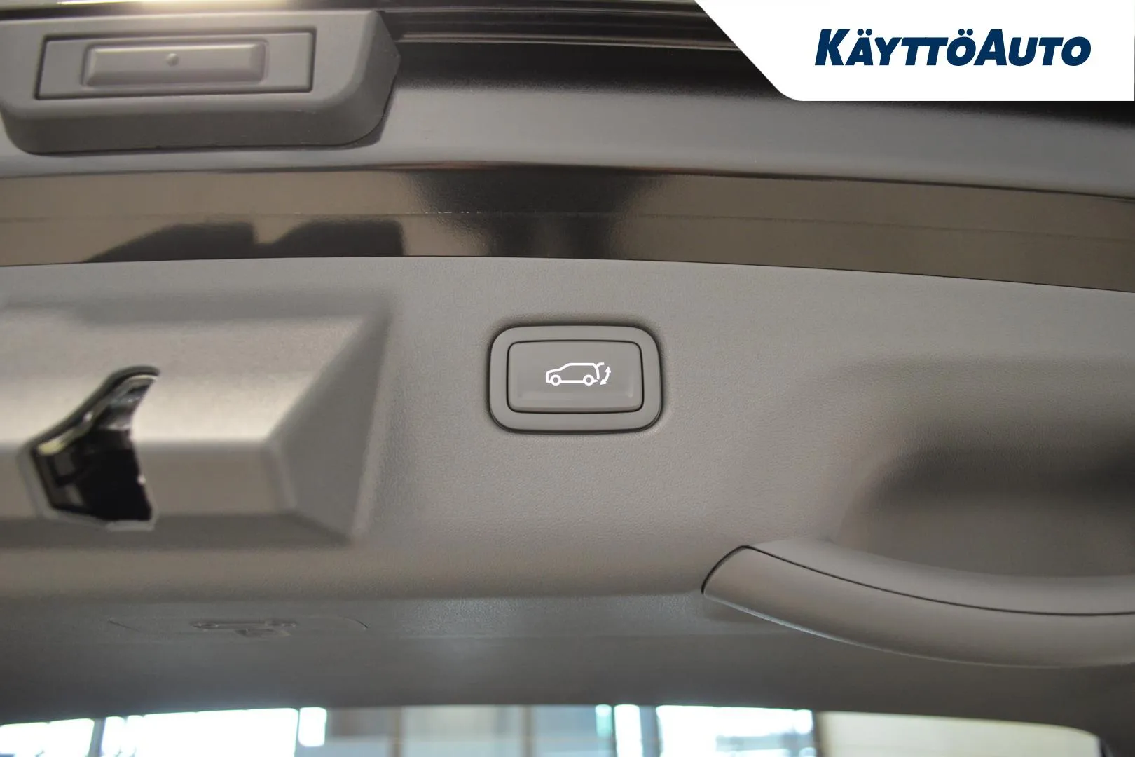 Kia EV3 CSM-717 carousel image