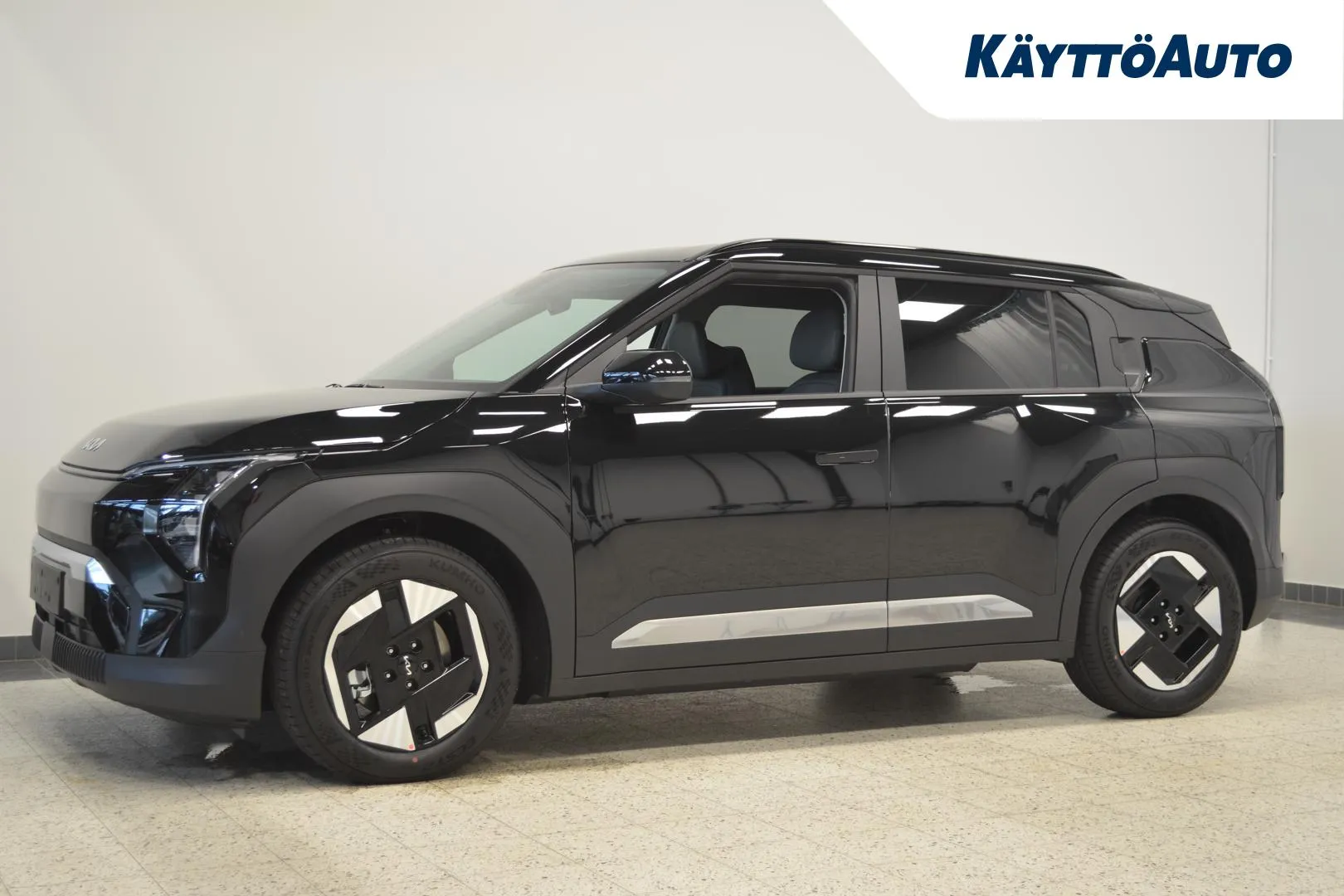 Kia EV3 CSM-717 carousel image