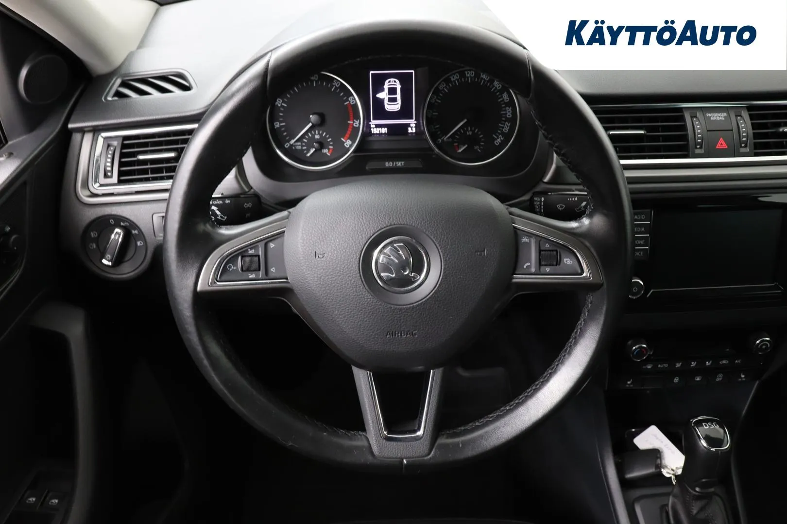 Skoda Rapid LNR-266 carousel image