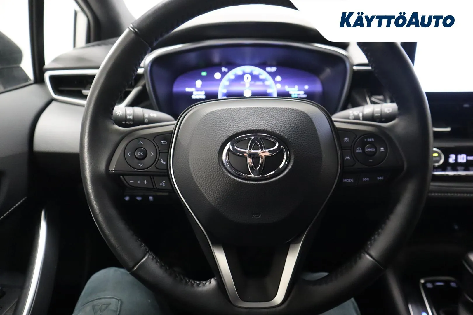 Toyota Corolla EVB-342 carousel image