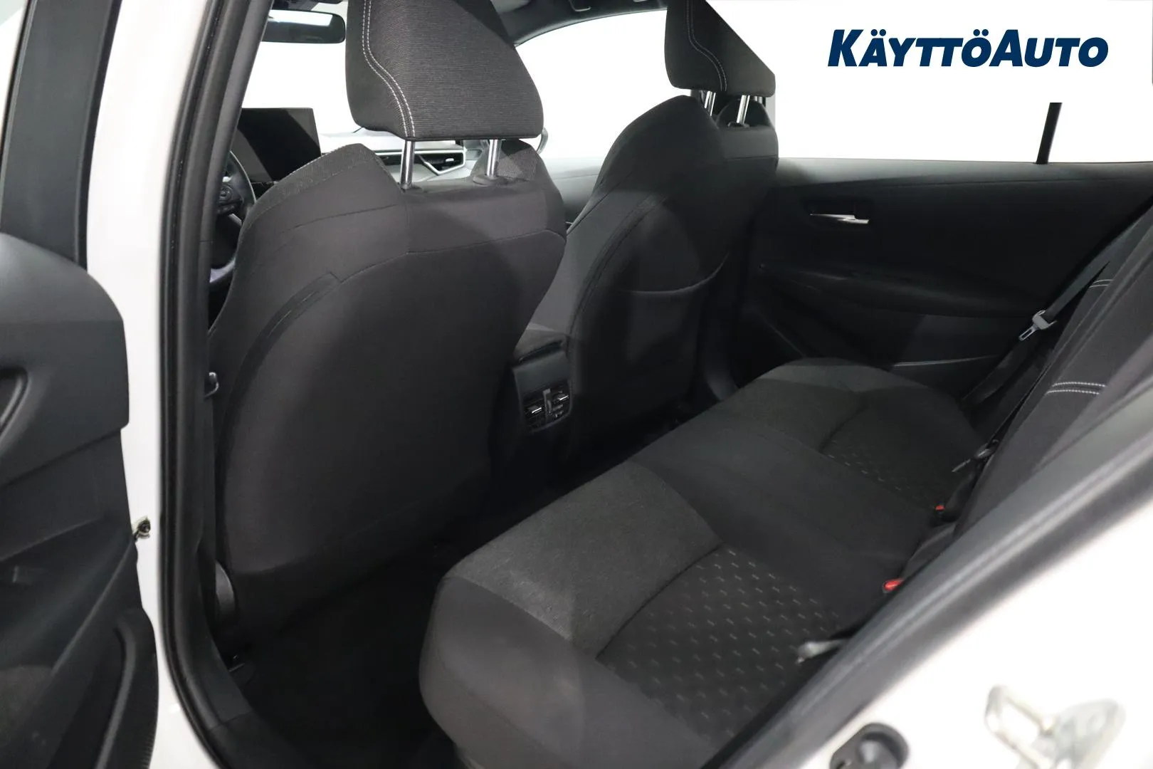 Toyota Corolla EVB-342 carousel image