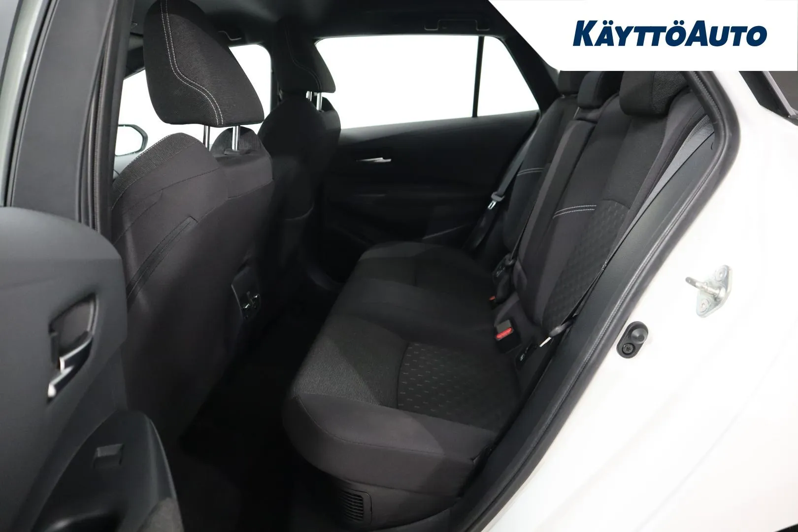 Toyota Corolla EVB-342 carousel image