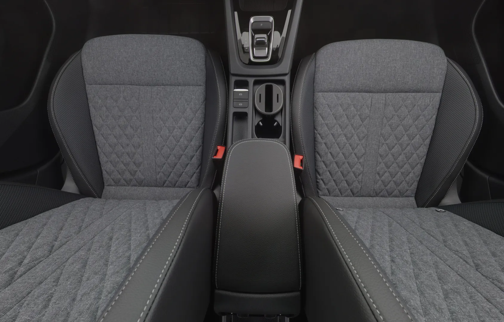 Skoda Octavia CRZ-799 carousel image